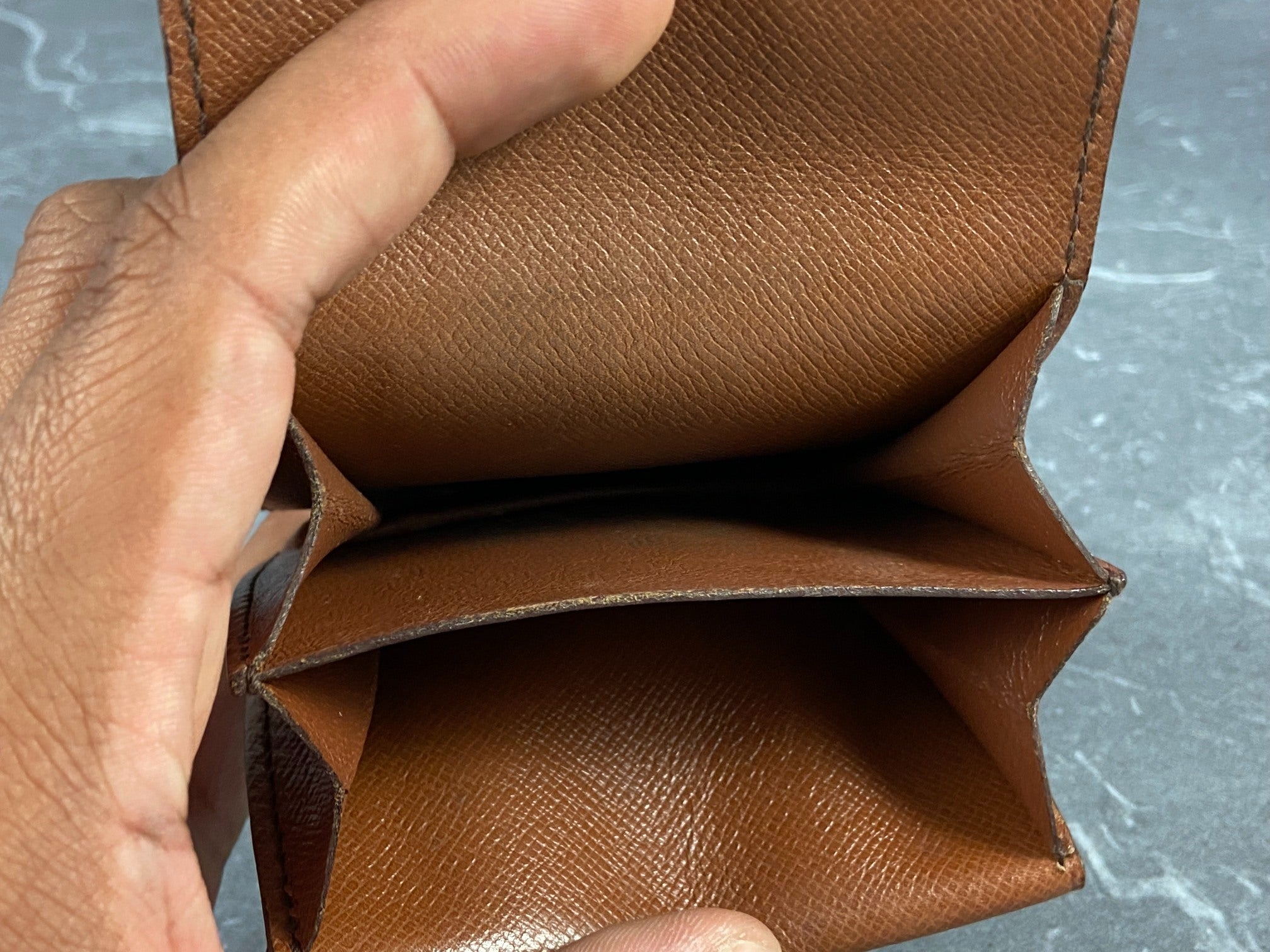 Louis Vuitton Coin Wallet Gousset Monogram Canvas