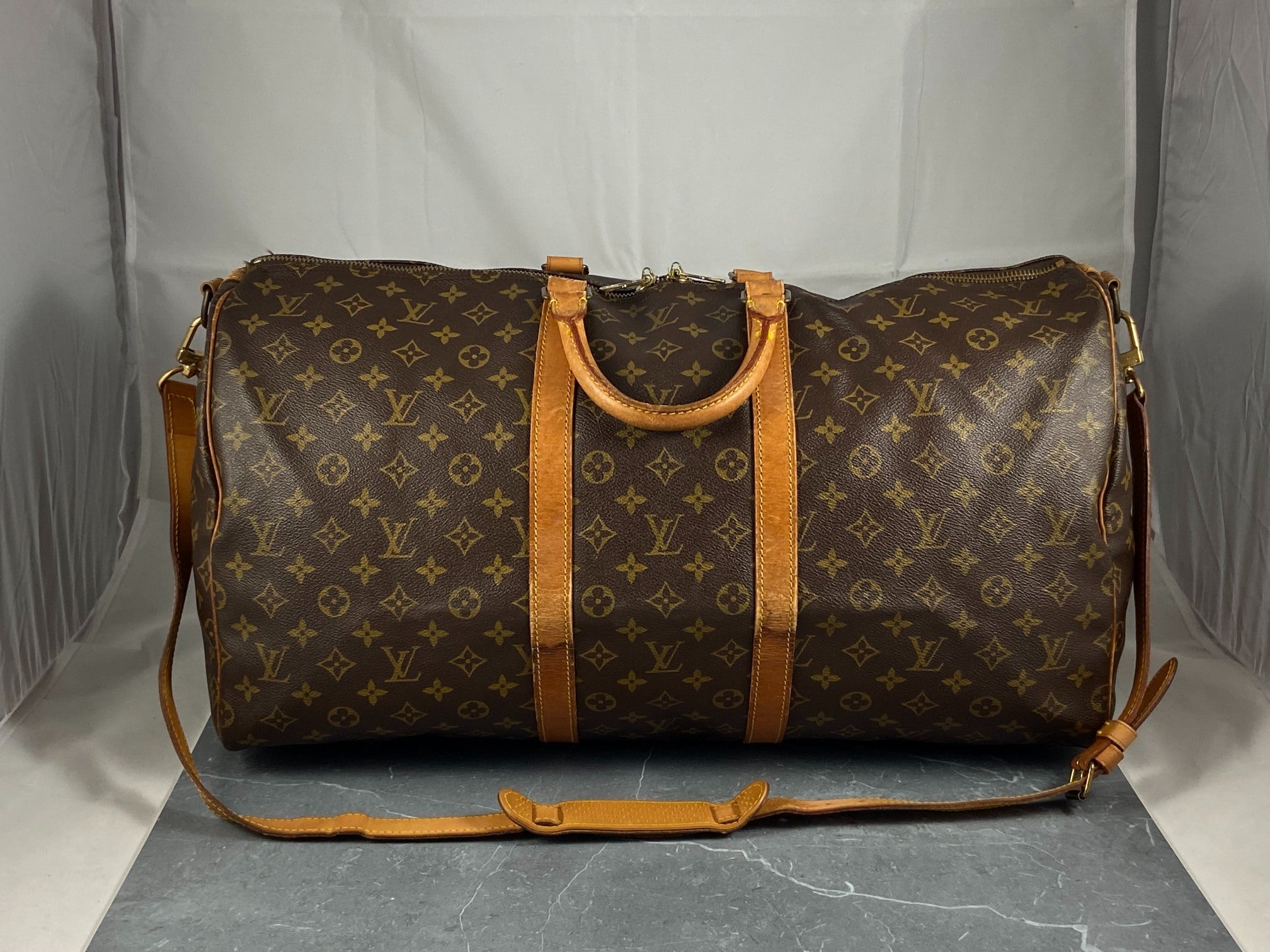 Louis Vuitton Keepall 55 Bandoulière Monogram Canvas