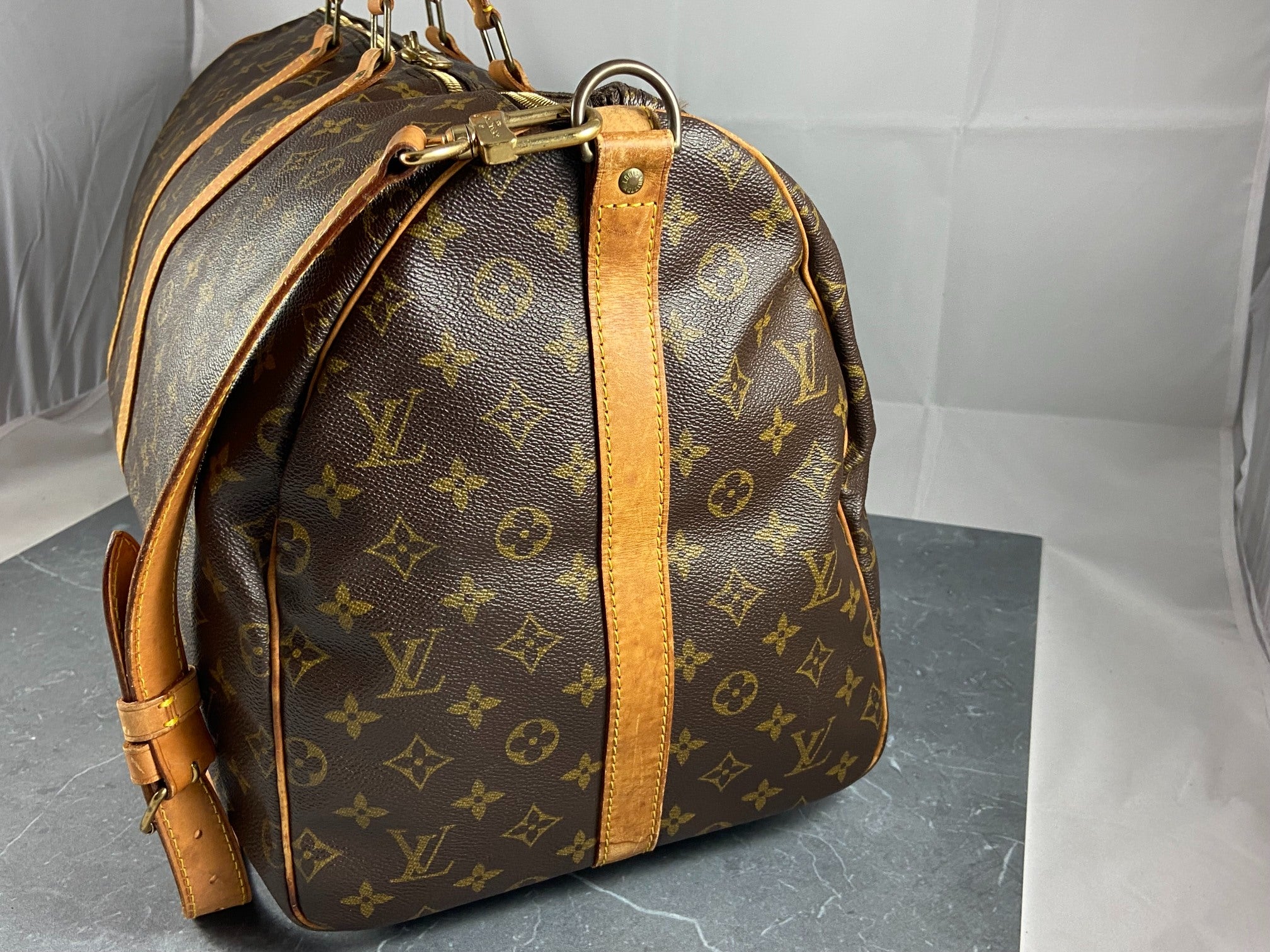 Louis Vuitton Keepall 55 Bandoulière Monogram Canvas