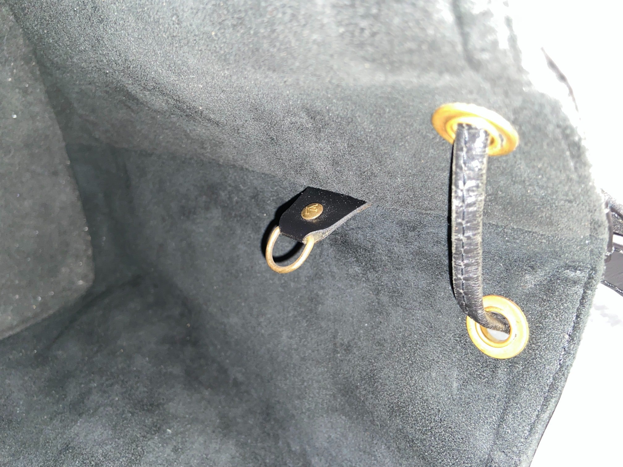 Louis Vuitton Sac Noé Petit Black Epi Leather