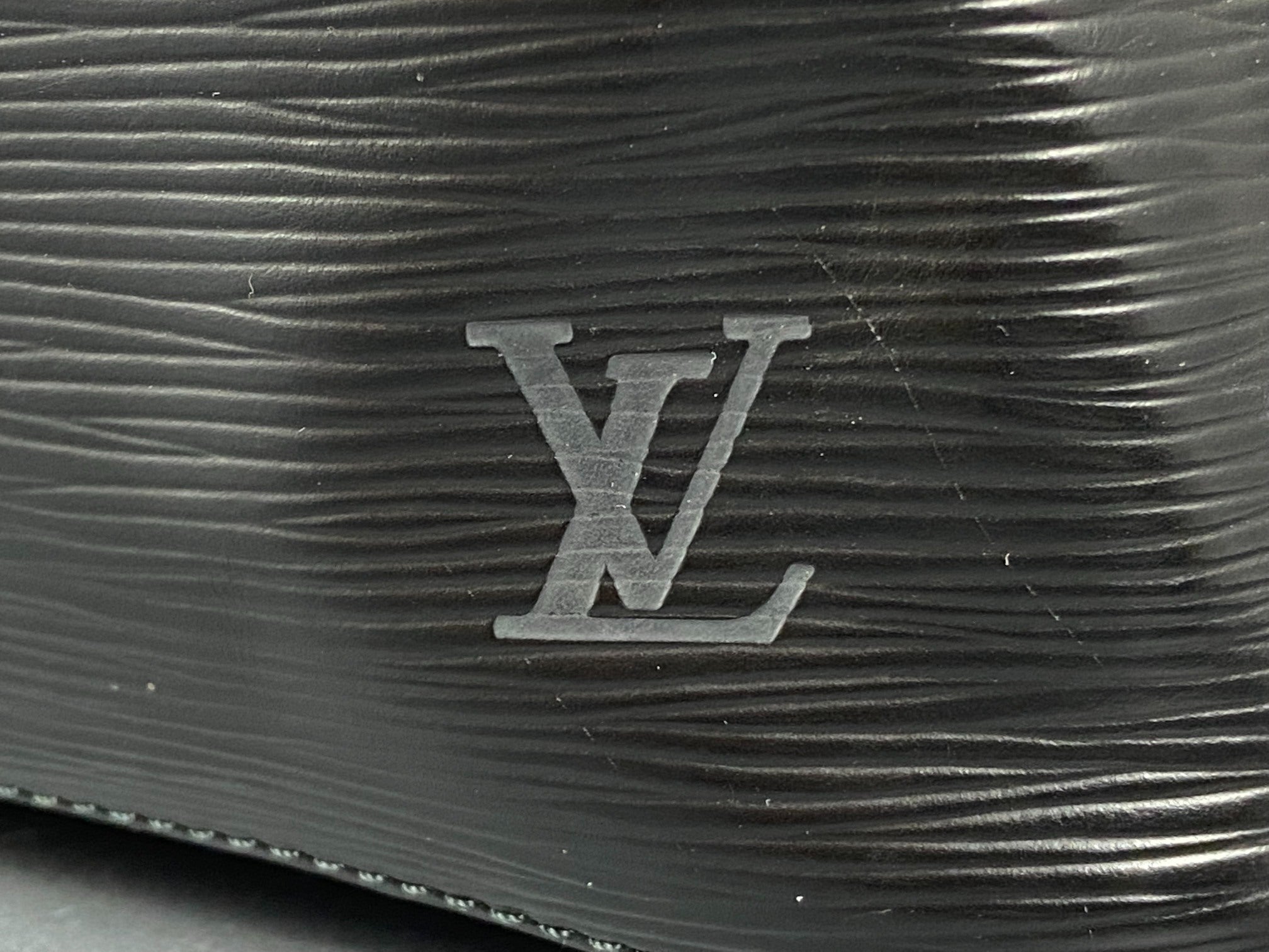 Louis Vuitton Sac Noé Petit Black Epi Leather