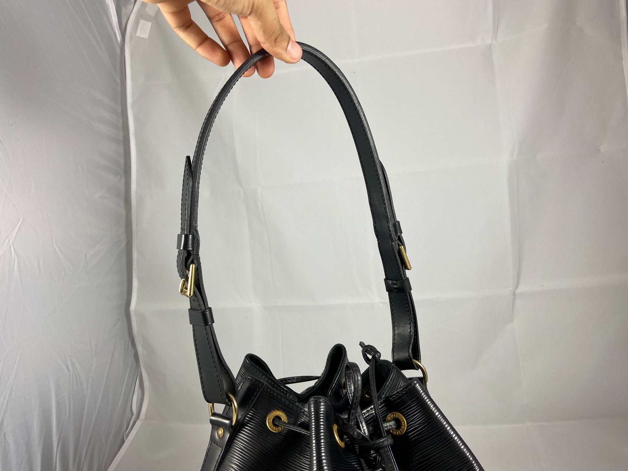 Louis Vuitton Sac Noé Petit Black Epi Leather
