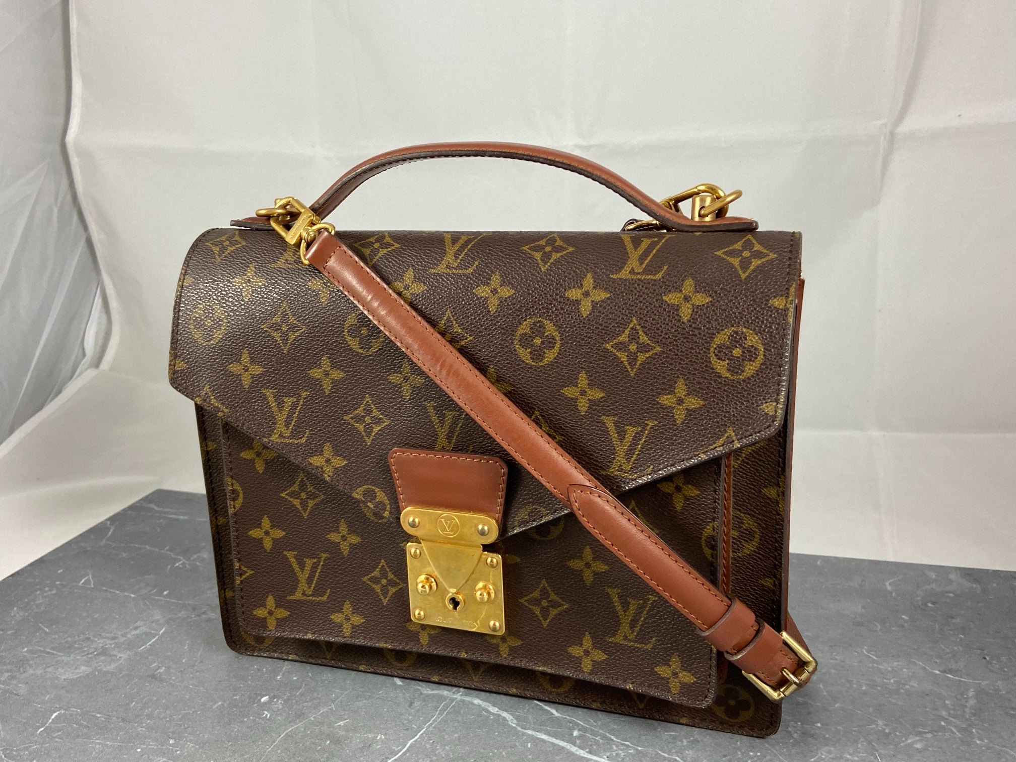 Louis Vuitton Monceau 28 Monogram Canvas