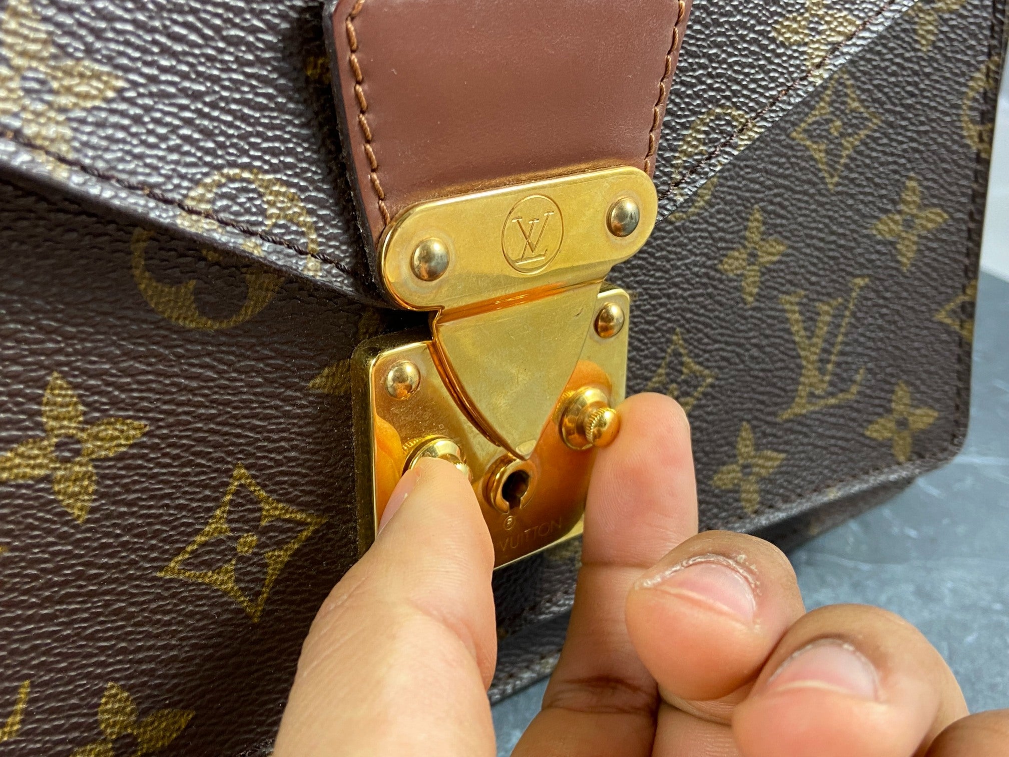 Louis Vuitton Monceau 28 Monogram Canvas