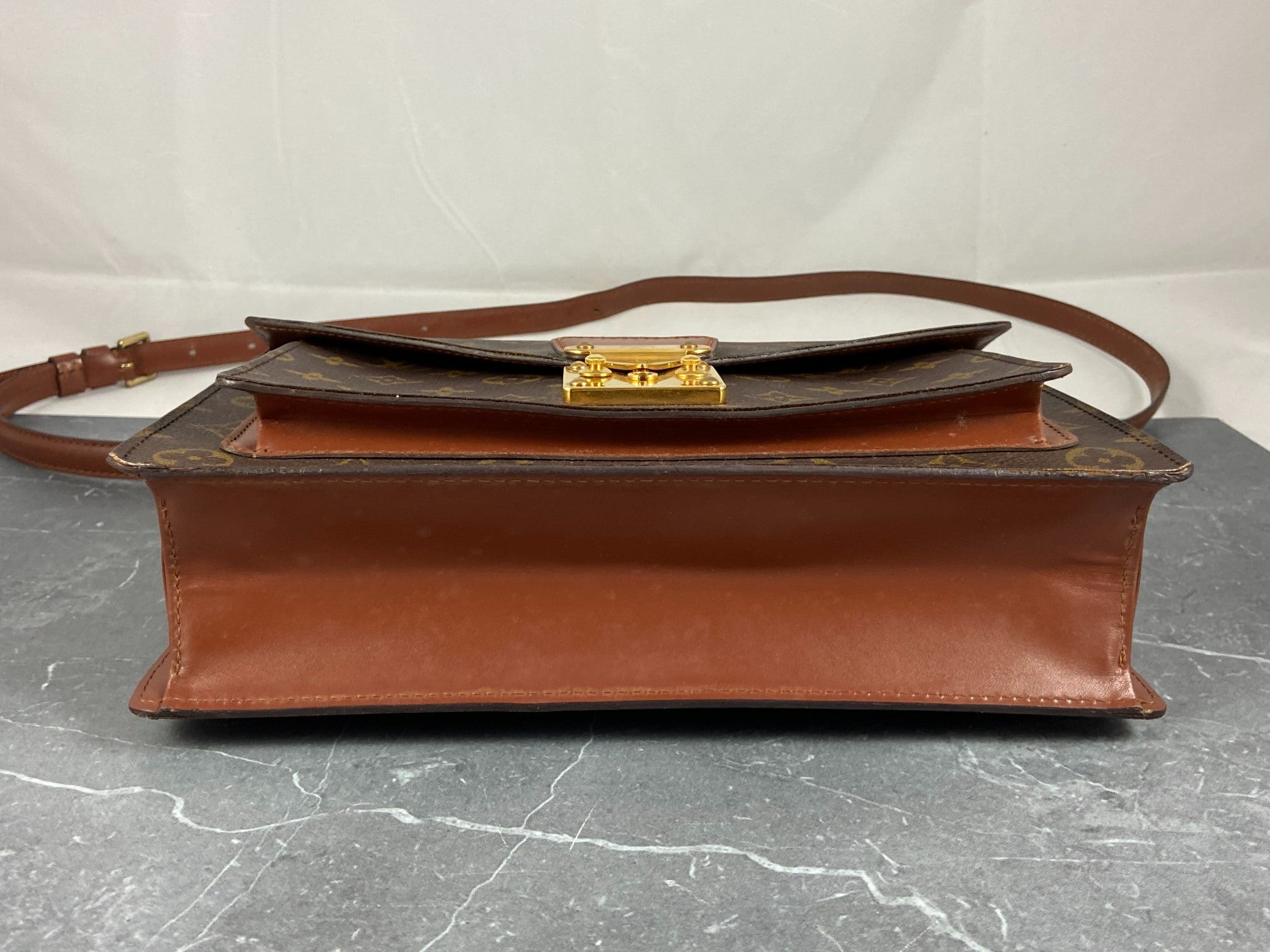 Louis Vuitton Monceau 28 Monogram Canvas