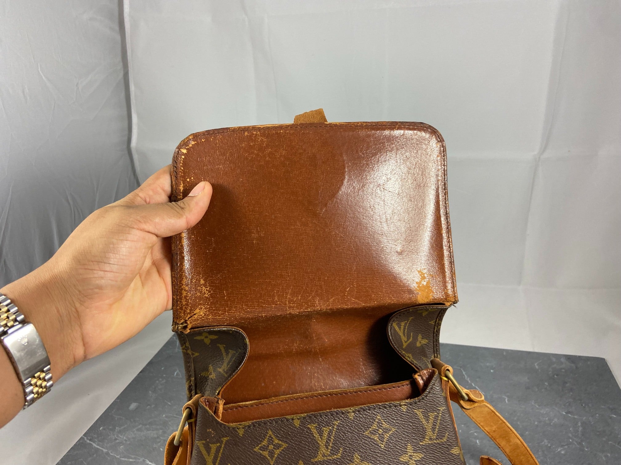 Louis Vuitton Cartouchière MM Shoulder Bag Monogram Canvas