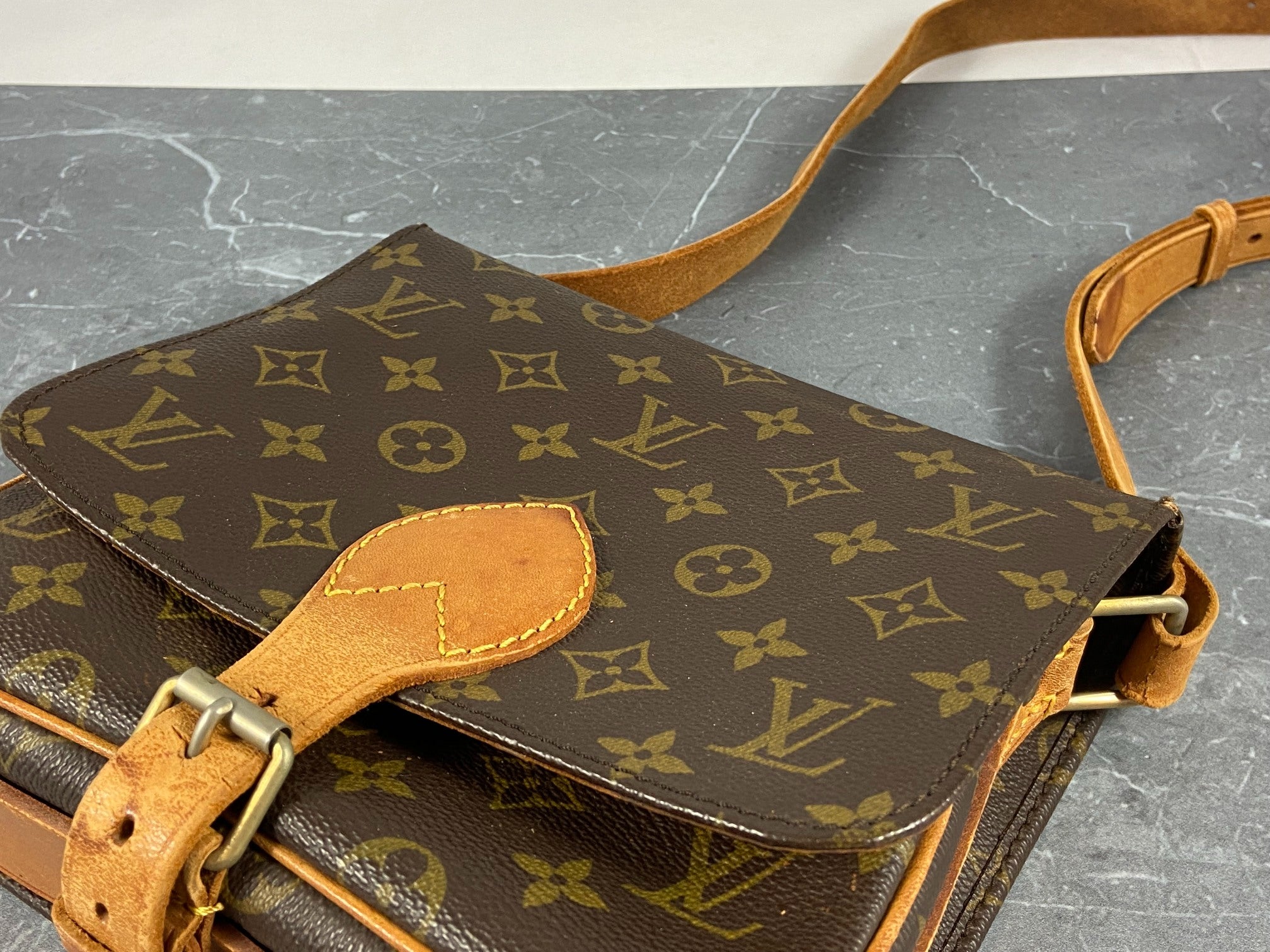 Louis Vuitton Cartouchière MM Shoulder Bag Monogram Canvas