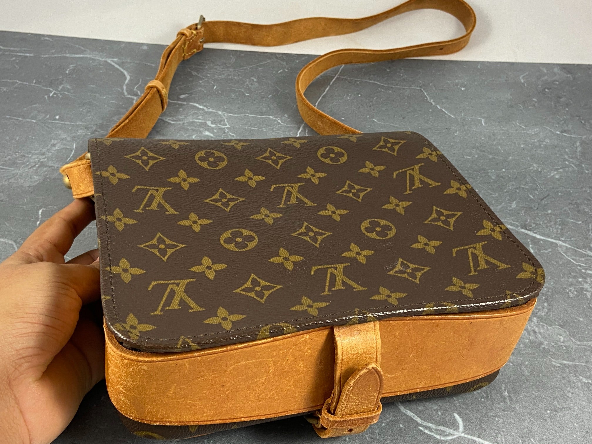 Louis Vuitton Cartouchière MM Shoulder Bag Monogram Canvas