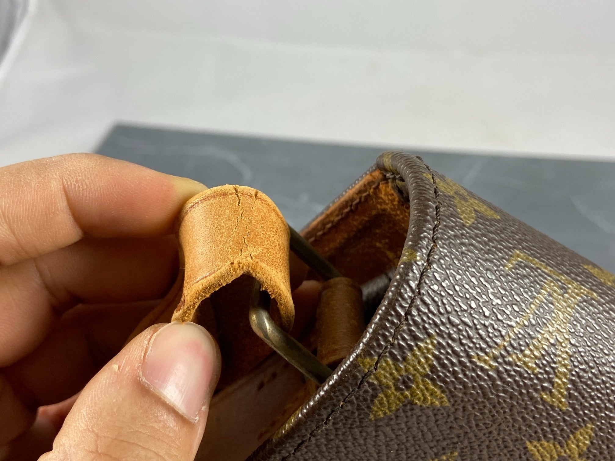 Louis Vuitton Cartouchière MM Shoulder Bag Monogram Canvas