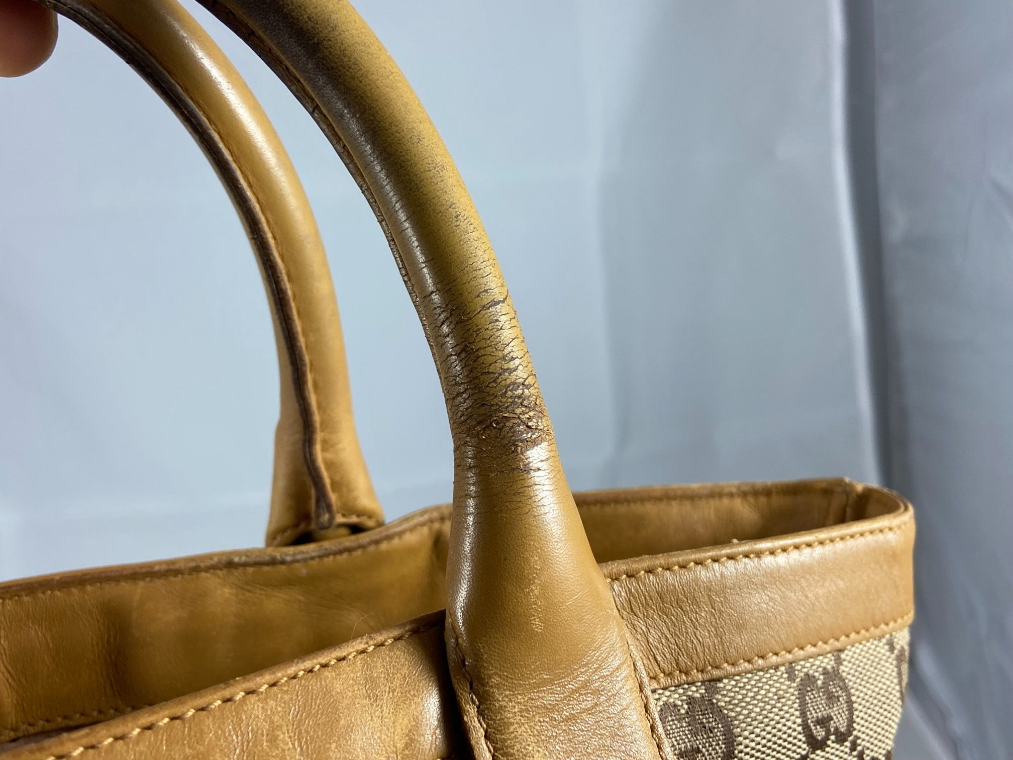 Gucci Hand / Tote Bag Beige GG Monogram