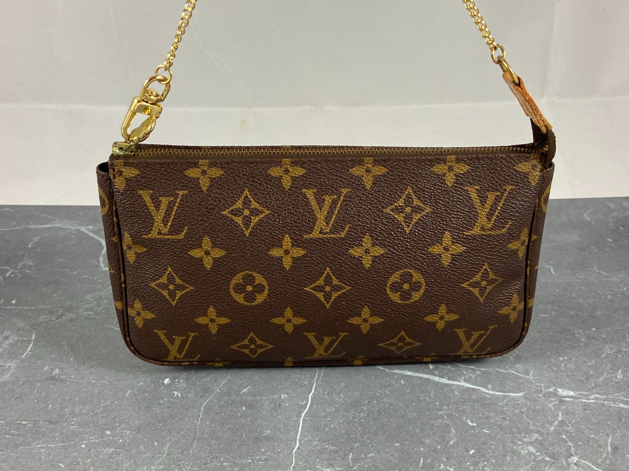 Louis Vuitton Pochette Accessoires Monogram Canvas