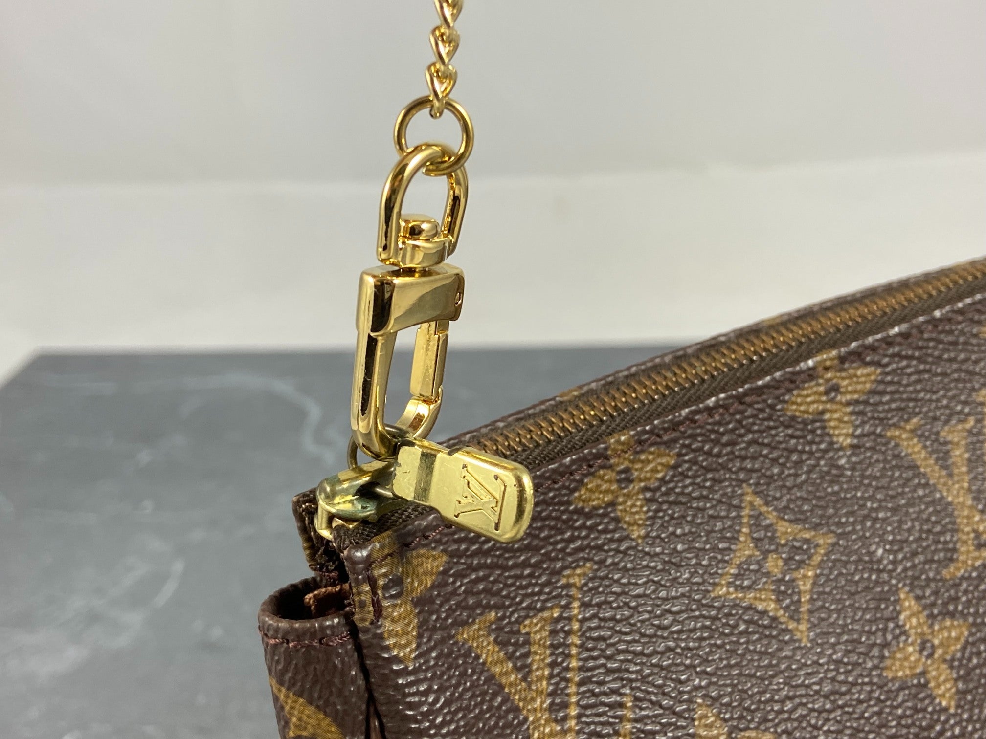 Louis Vuitton Pochette Accessoires Monogram Canvas
