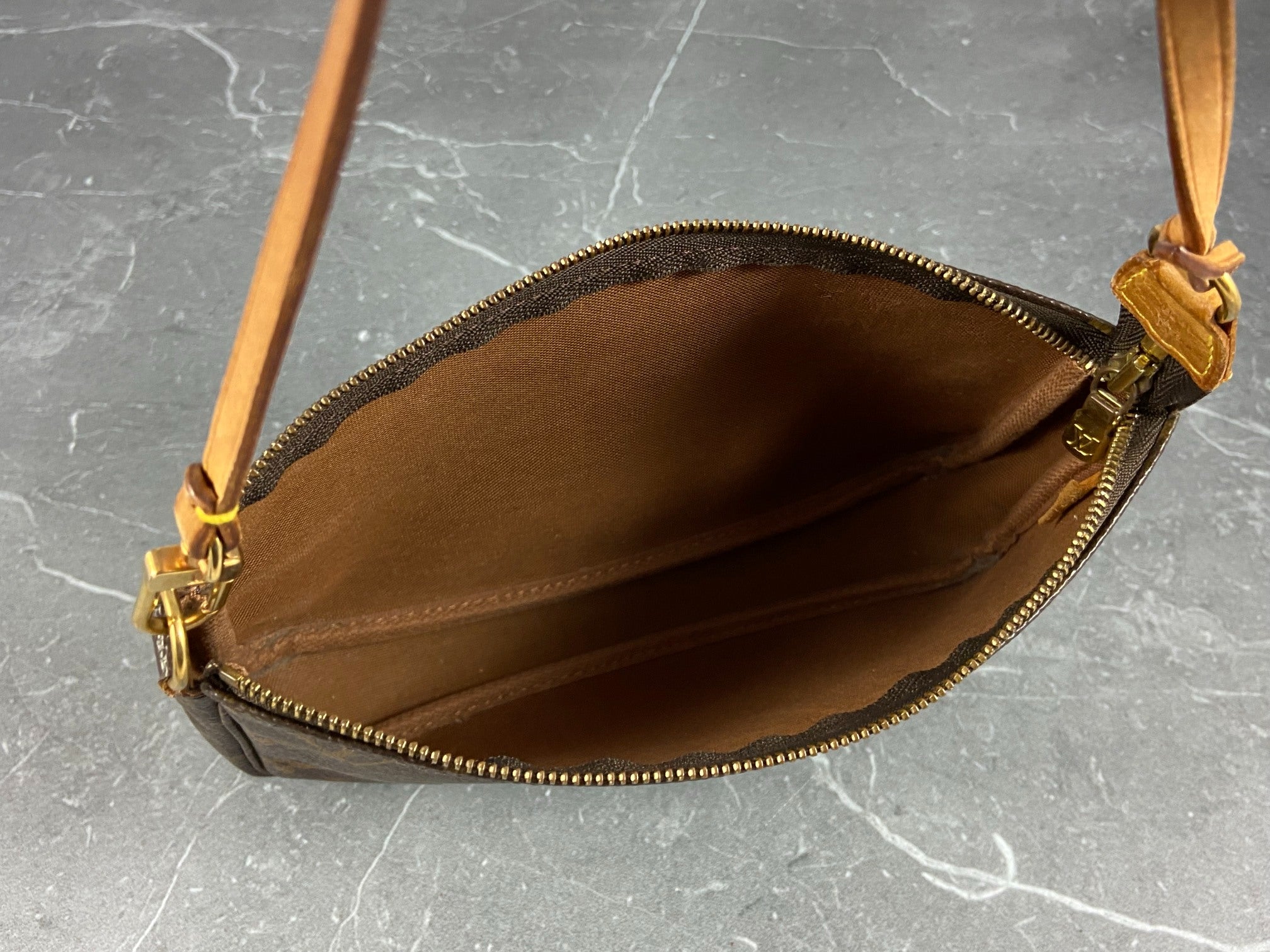 Louis Vuitton Pochette Accessoires Monogram Canvas