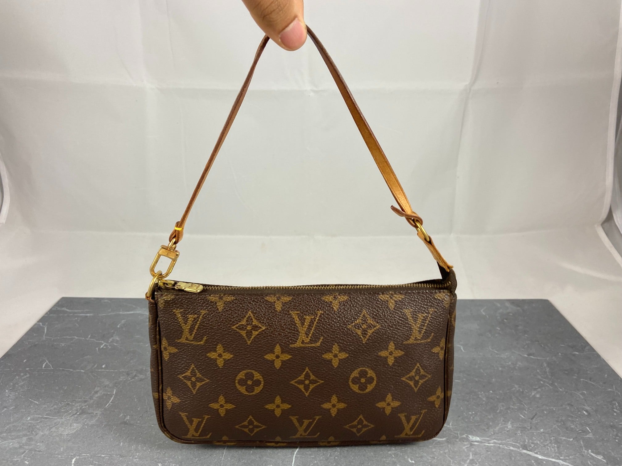 Louis Vuitton Pochette Accessoires Monogram Canvas