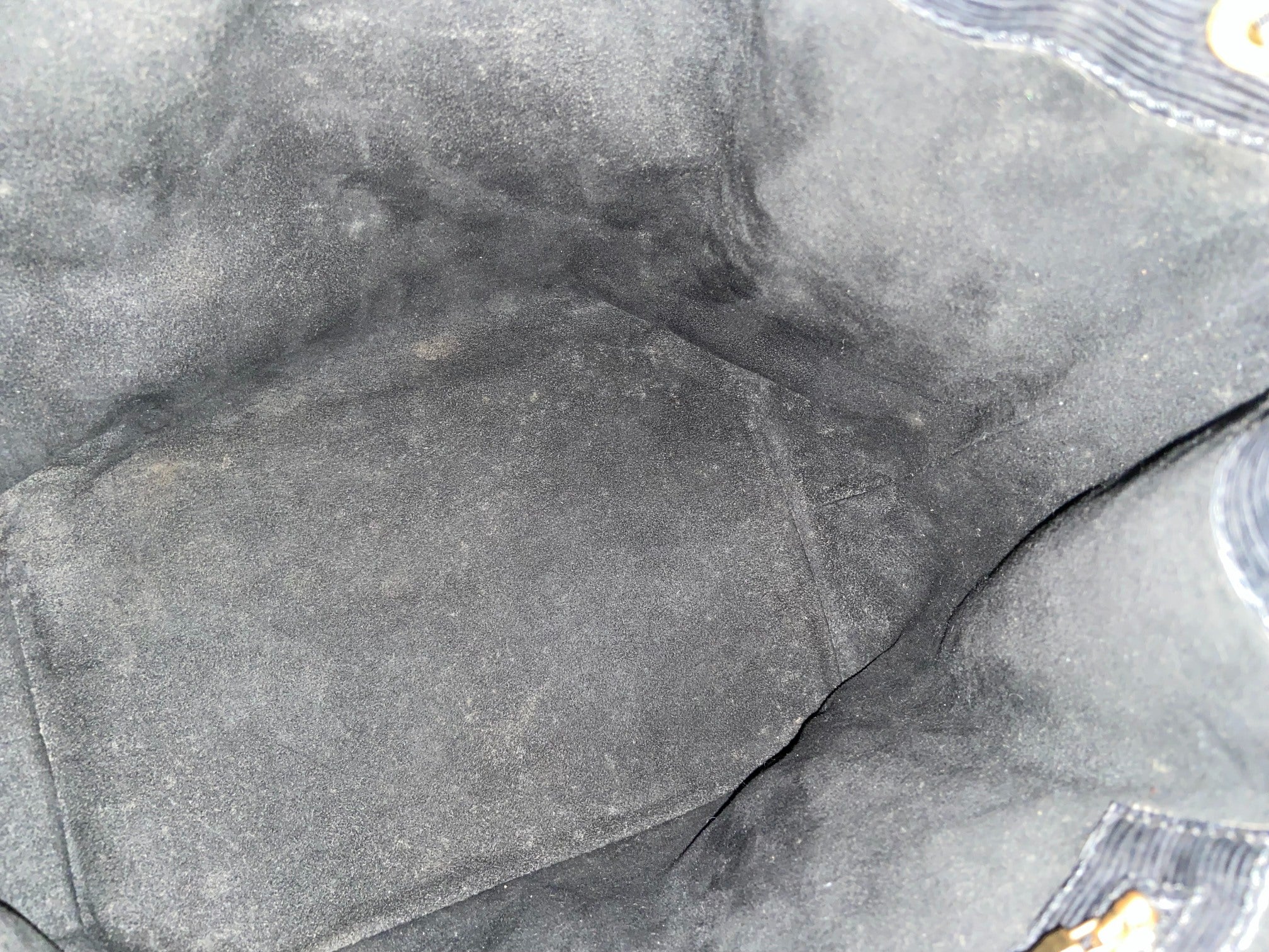 Louis Vuitton Sac Noé Petit Black Epi Leather