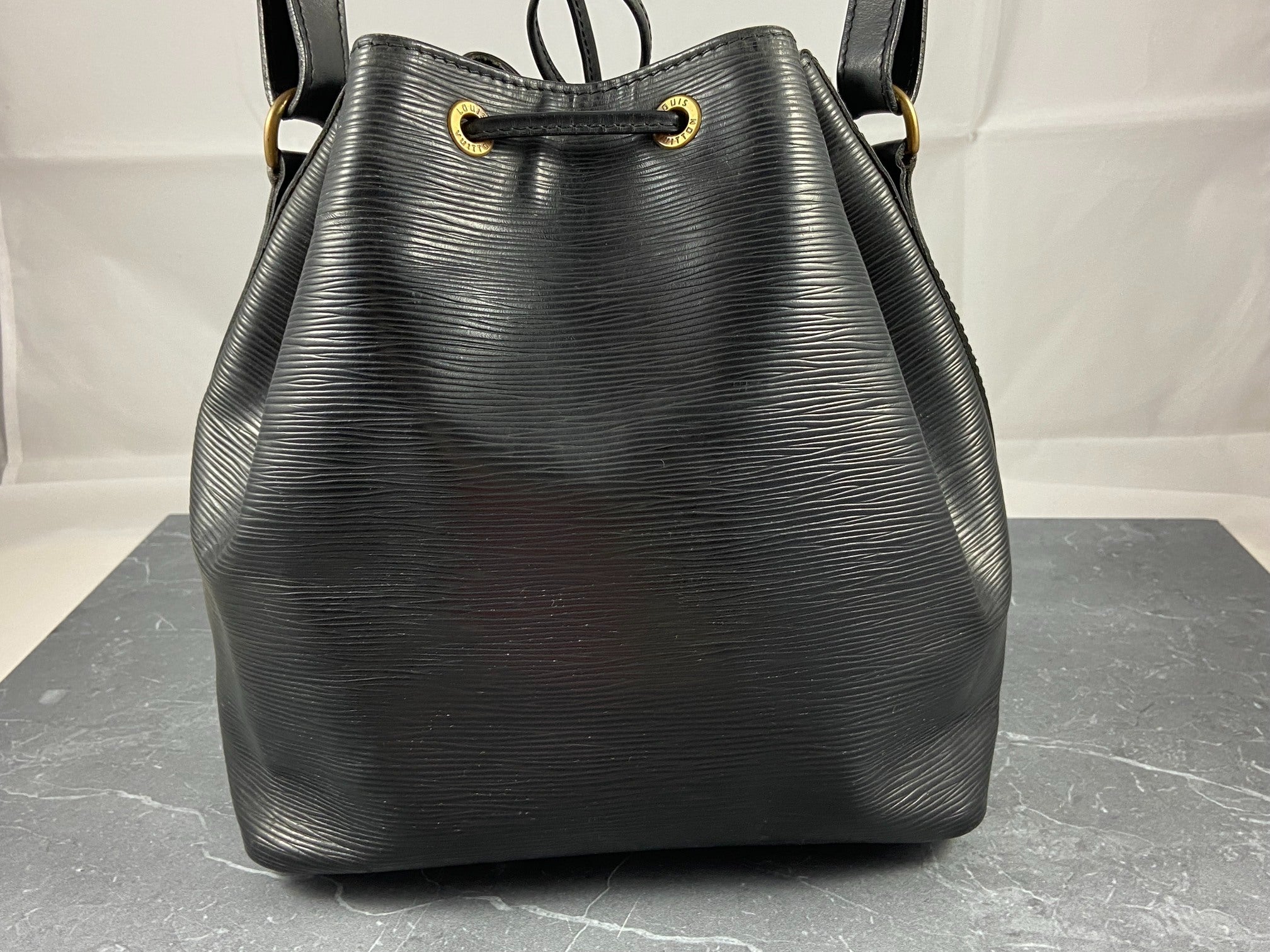 Louis Vuitton Sac Noé Petit Black Epi Leather