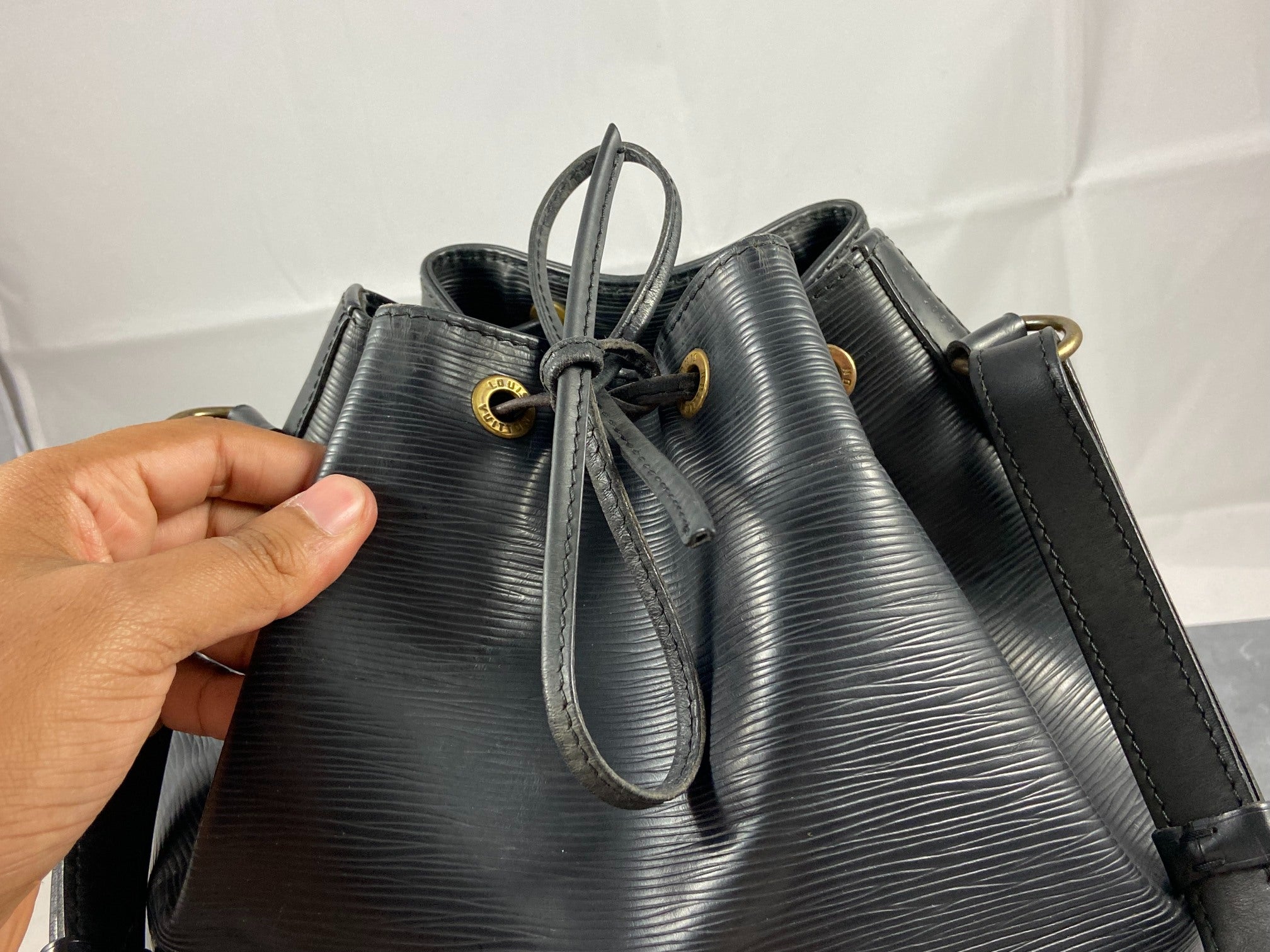 Louis Vuitton Sac Noé Petit Black Epi Leather