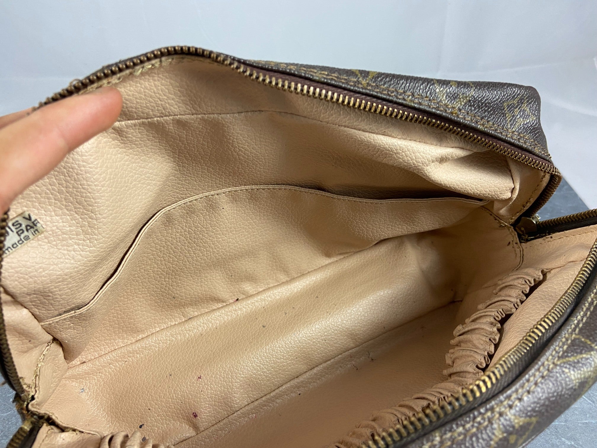 Louis Vuitton Trousse Toilette 28 Monogram Canvas