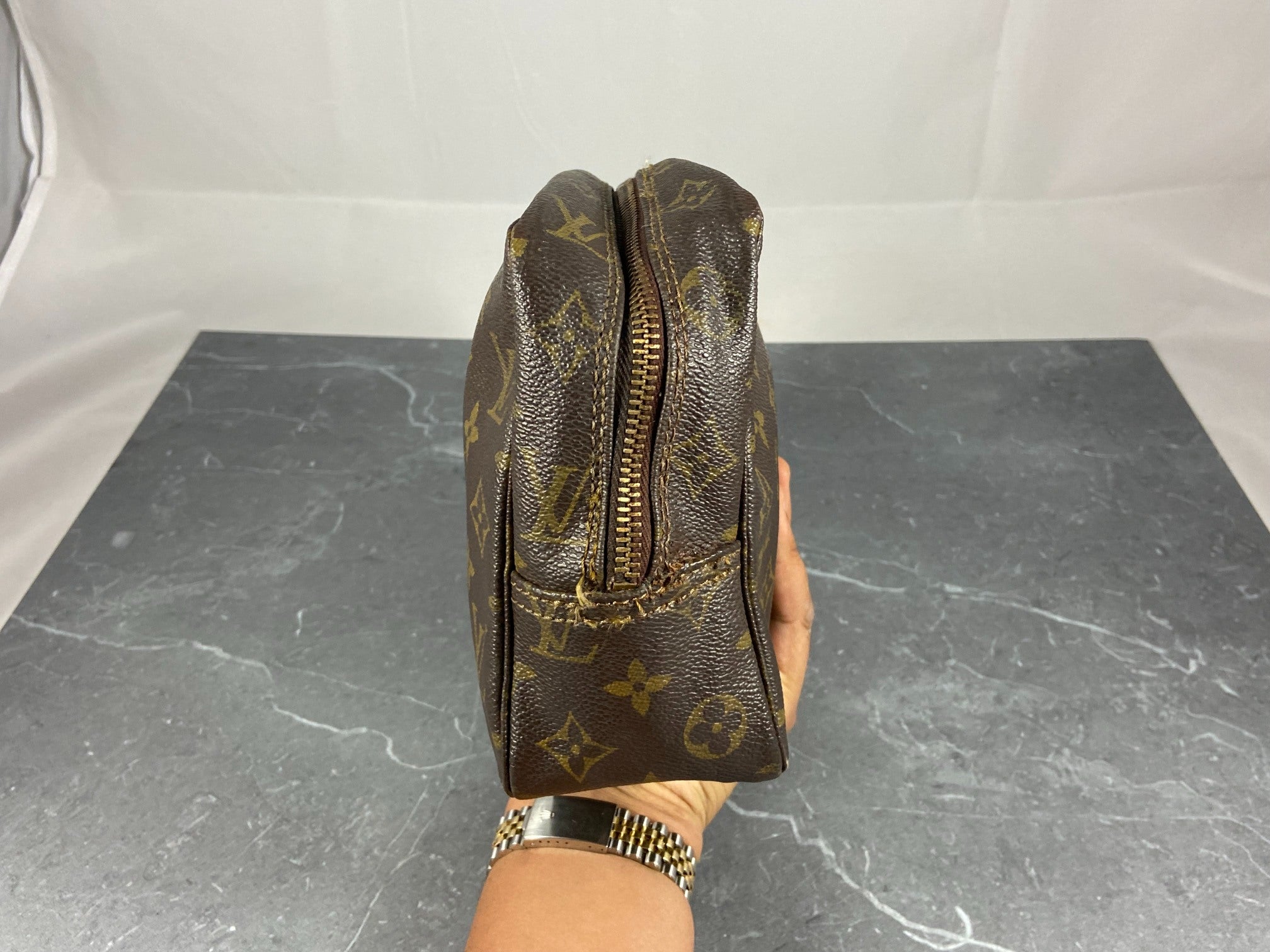 Louis Vuitton Trousse Toilette 28 Monogram Canvas
