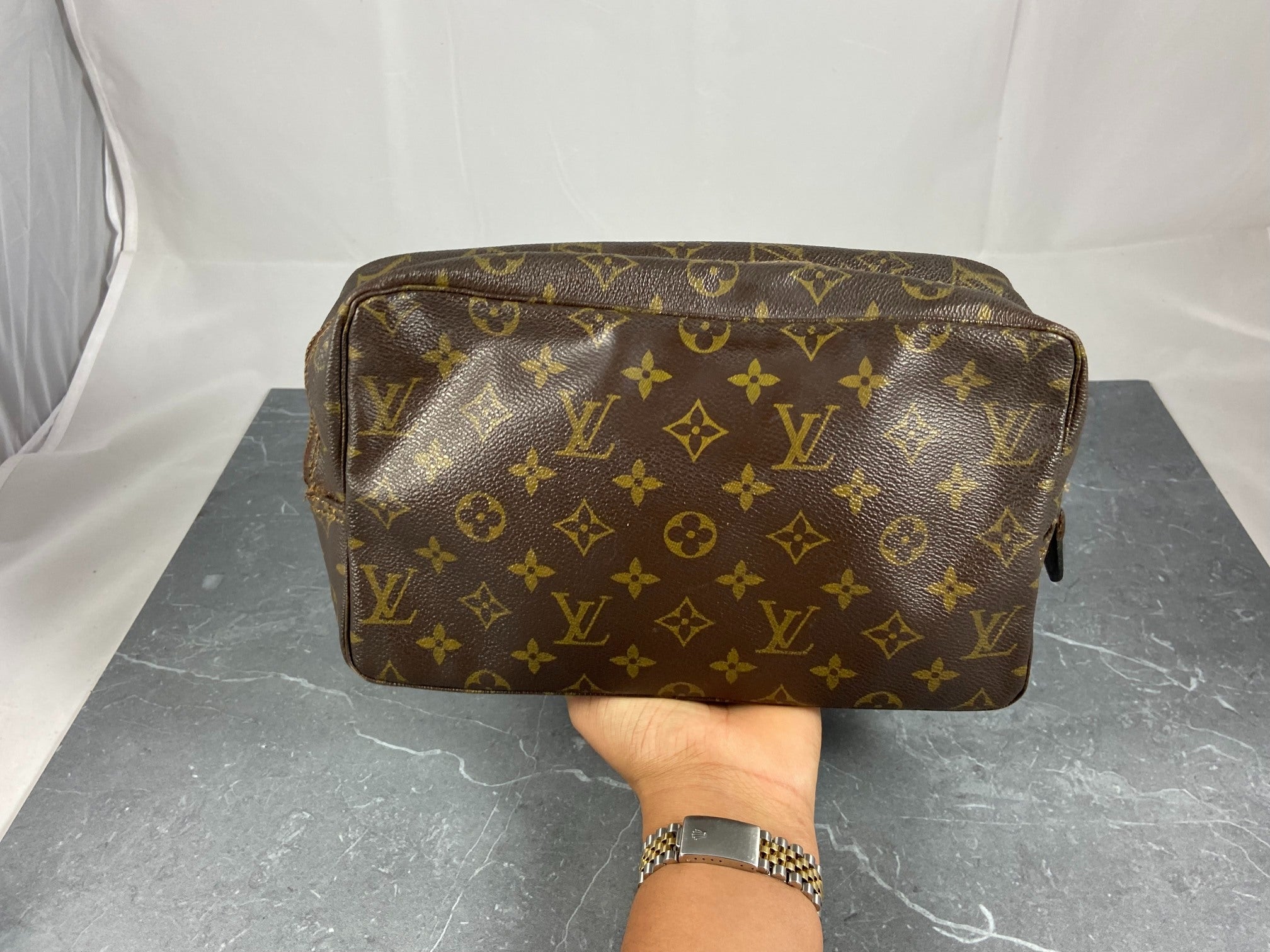 Louis Vuitton Trousse Toilette 28 Monogram Canvas