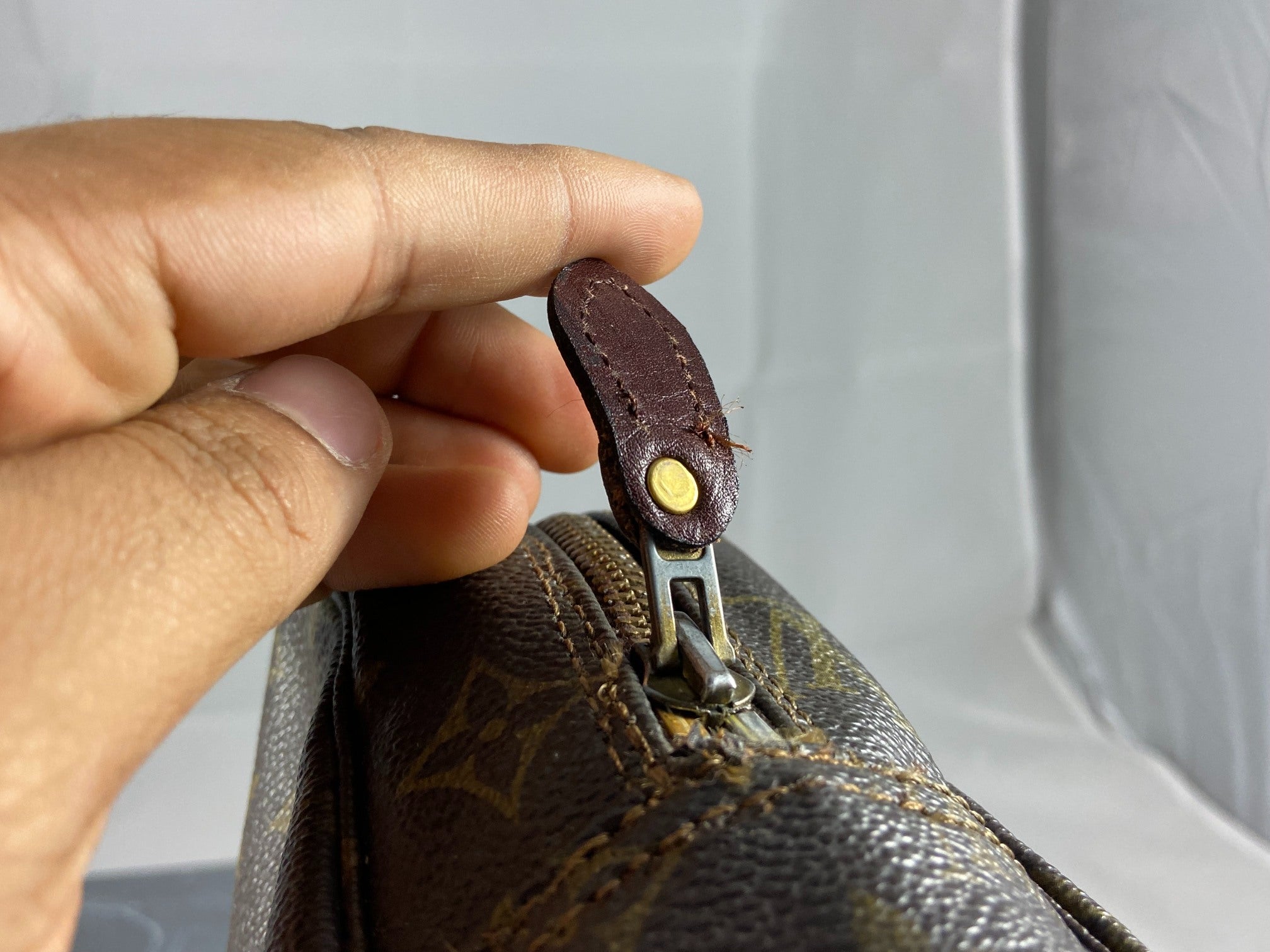 Louis Vuitton Trousse Toilette 28 Monogram Canvas