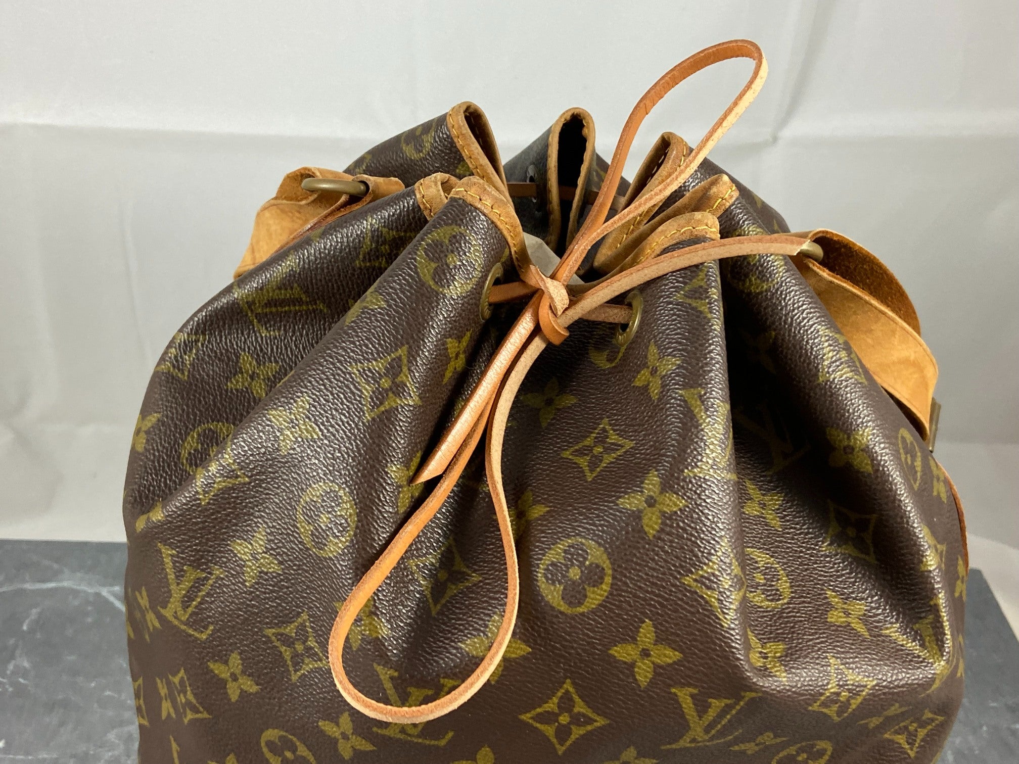 Louis Vuitton Sac Noé Grand Monogram Canvas