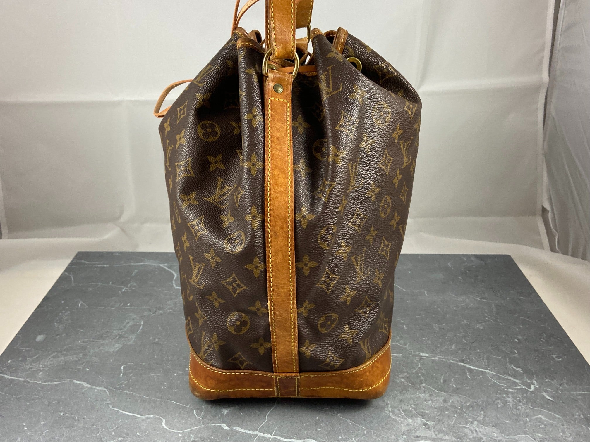 Louis Vuitton Sac Noé Grand Monogram Canvas