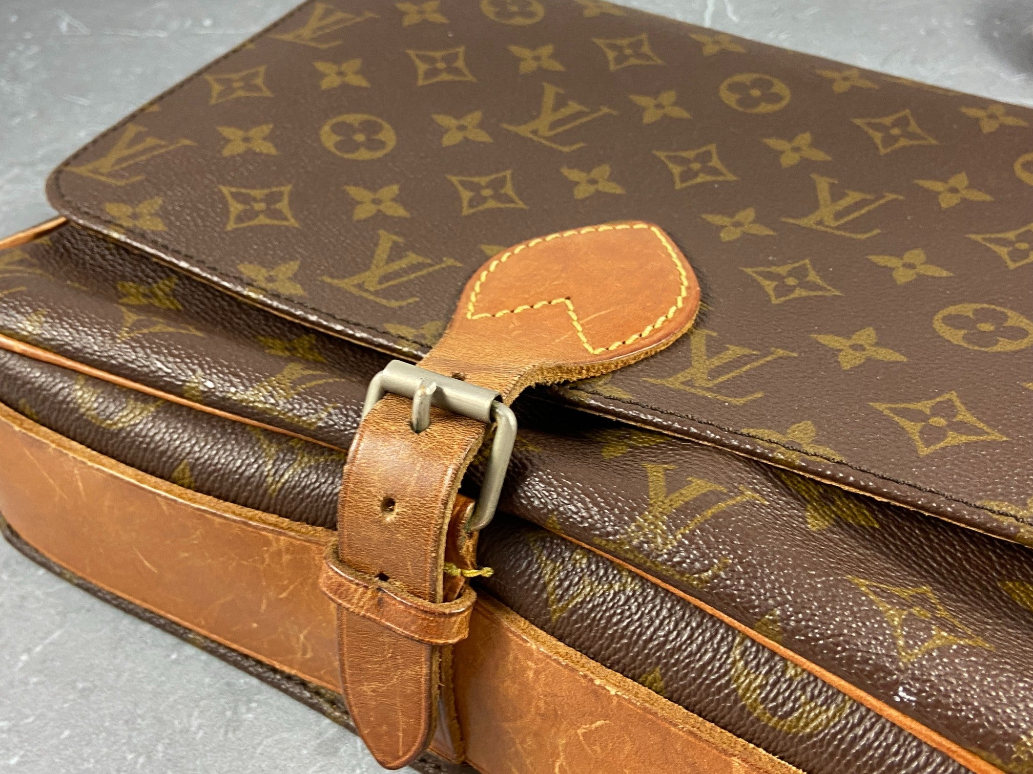 Louis Vuitton Cartouchière GM Shoulder Bag Monogram Canvas