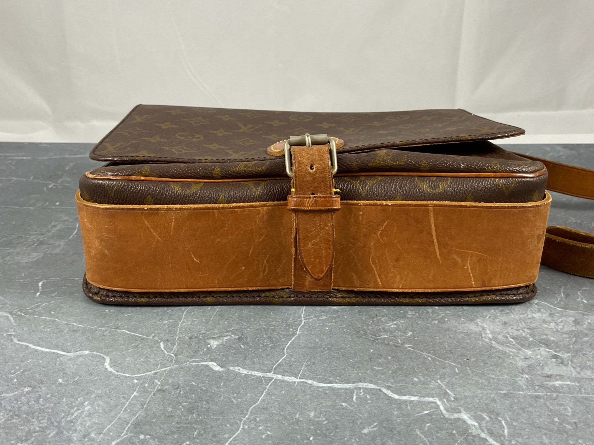 Louis Vuitton Cartouchière GM Shoulder Bag Monogram Canvas