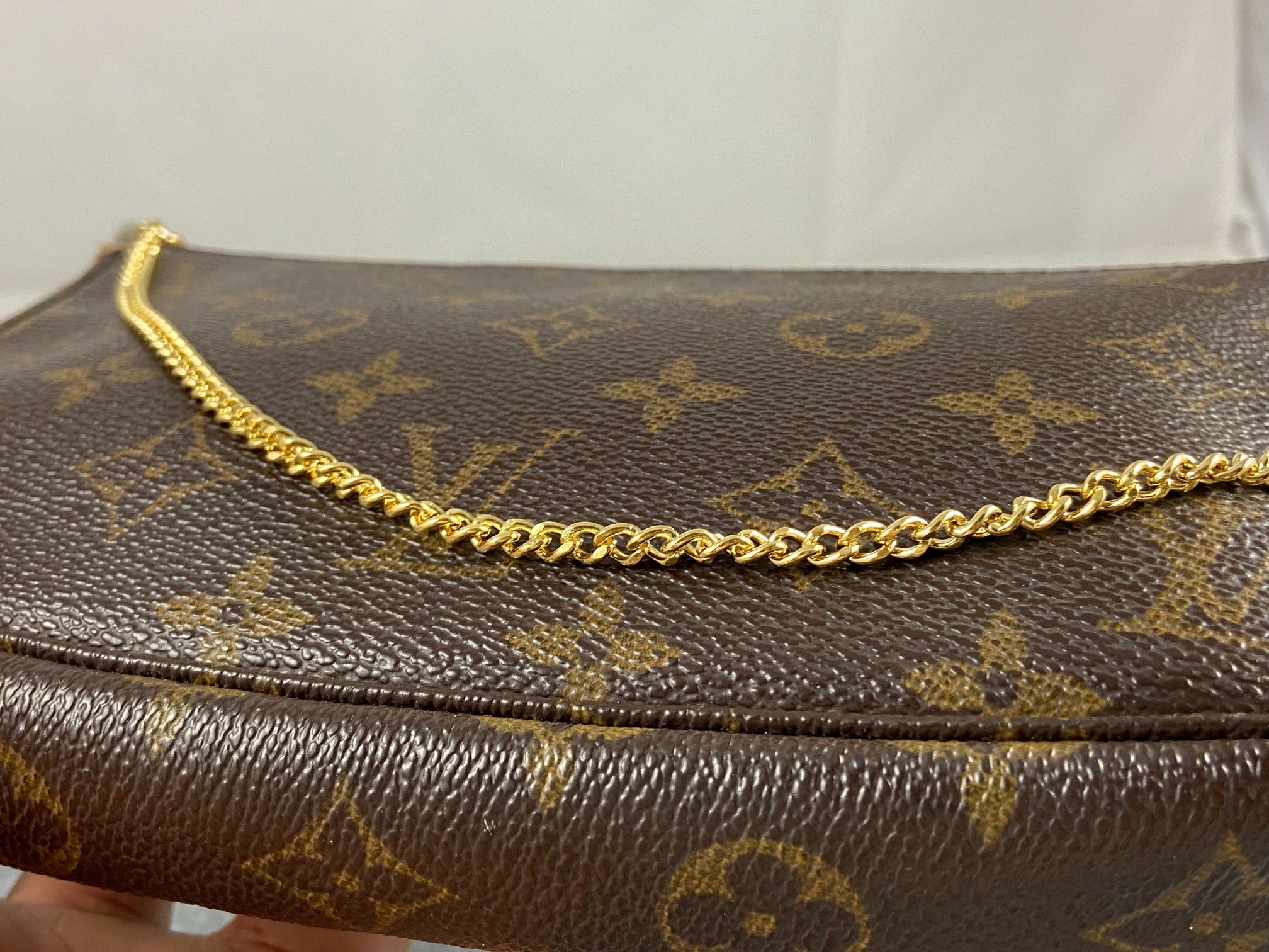 Louis Vuitton Pochette Accessoires Monogram Canvas