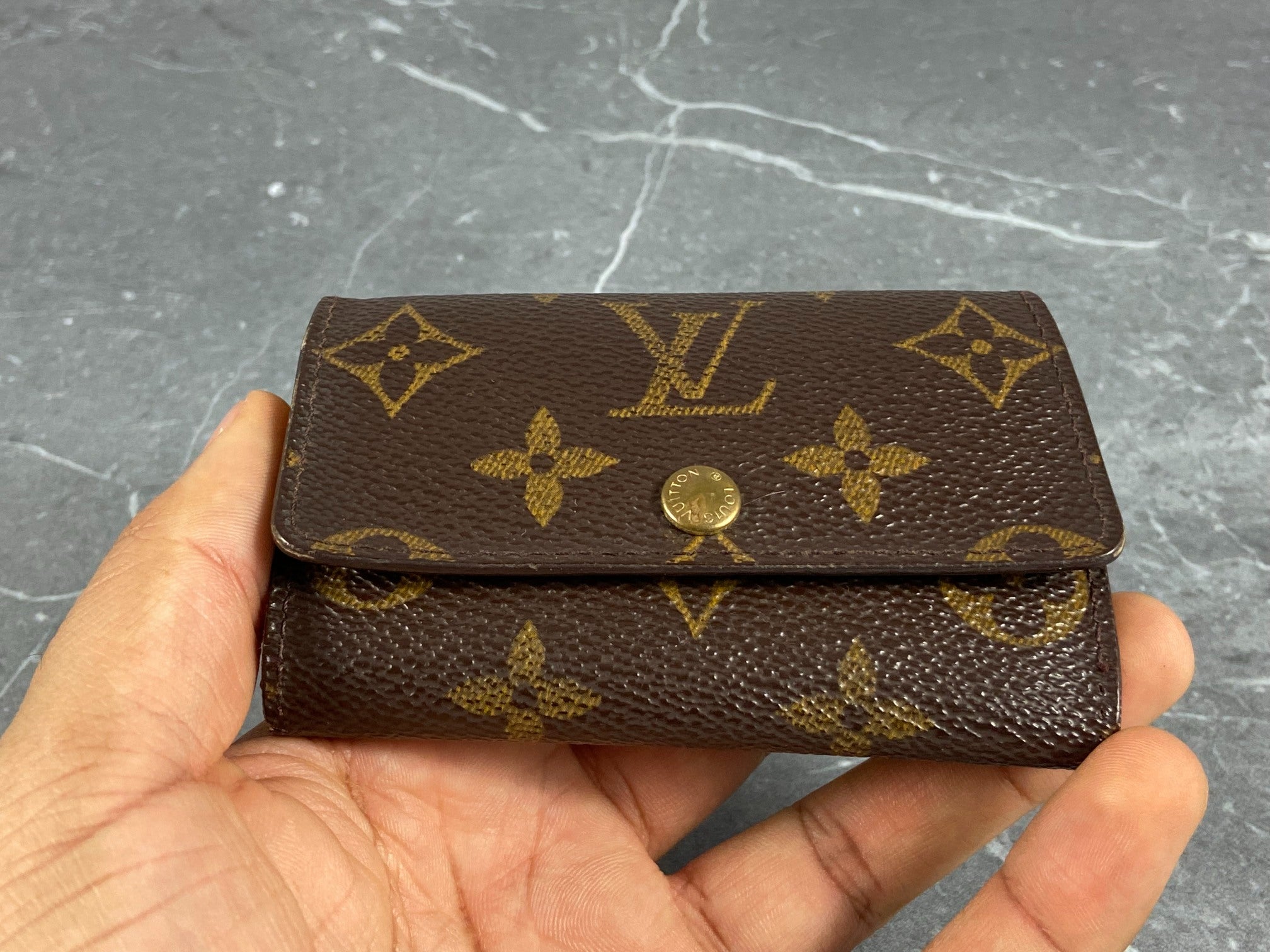Louis Vuitton 6 Key Holder Monogram Canvas