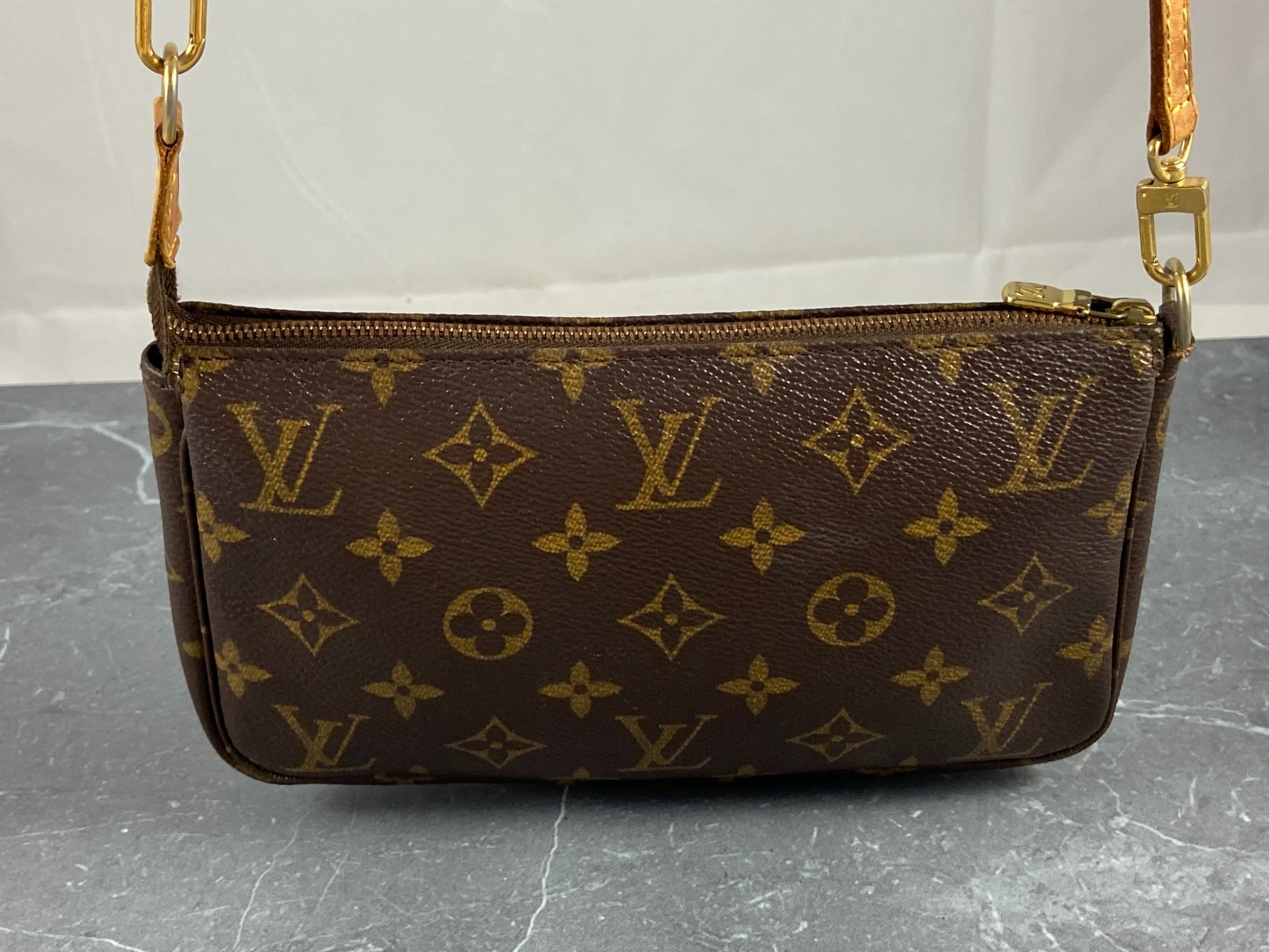 Louis Vuitton Pochette Accessoires Monogram Canvas
