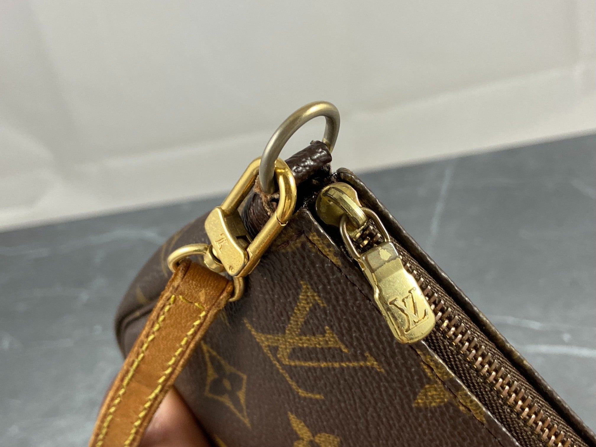Louis Vuitton Pochette Accessoires Monogram Canvas