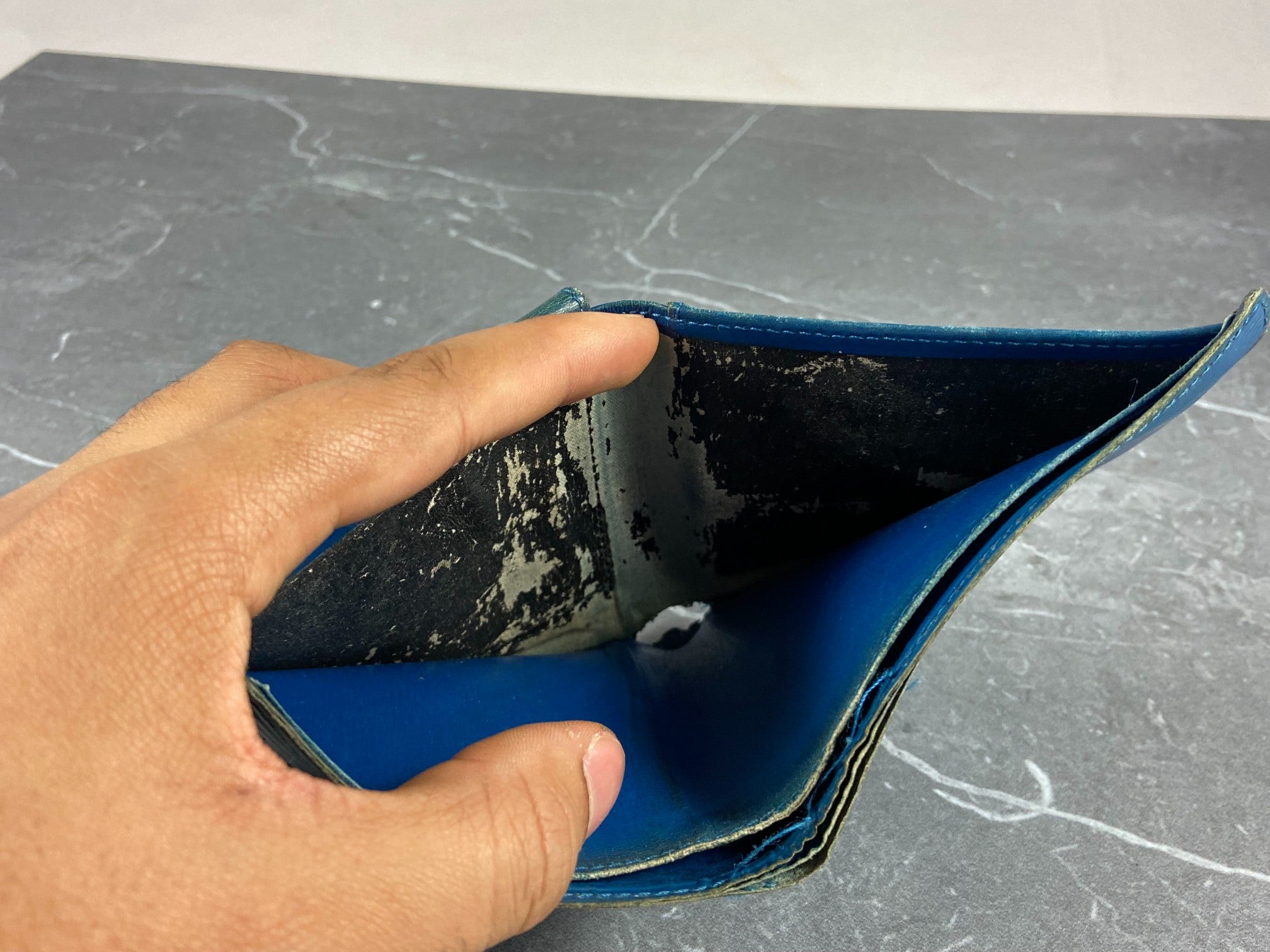 Louis Vuitton Marco Wallet Blue Epi Leather