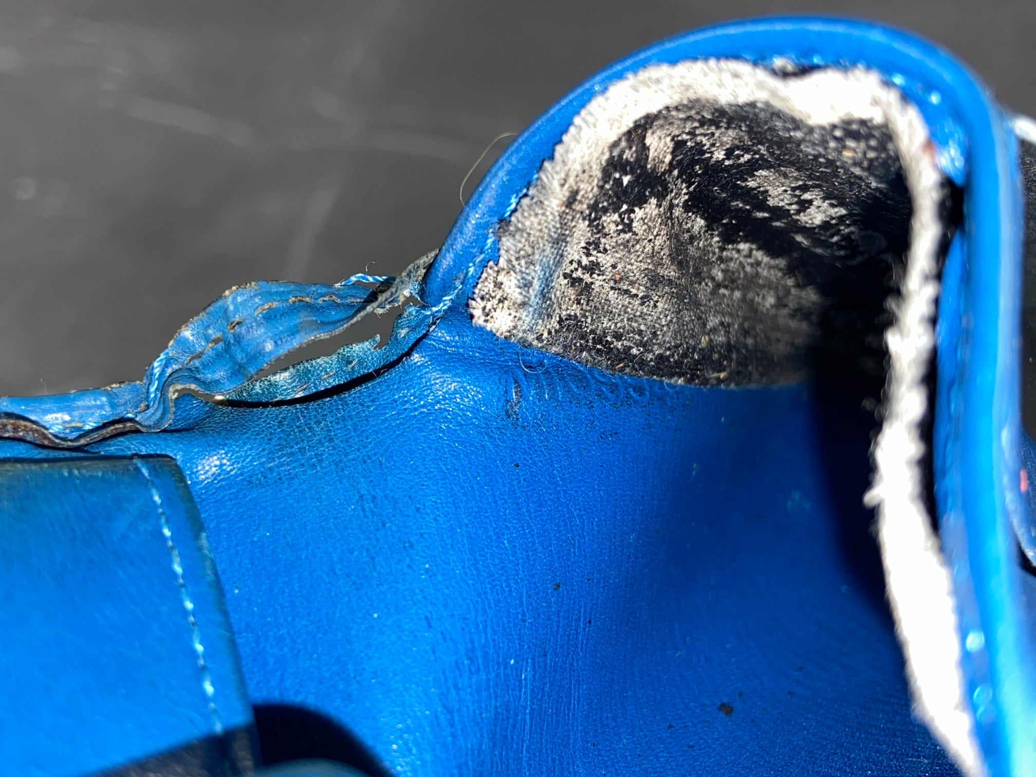 Louis Vuitton Marco Wallet Blue Epi Leather