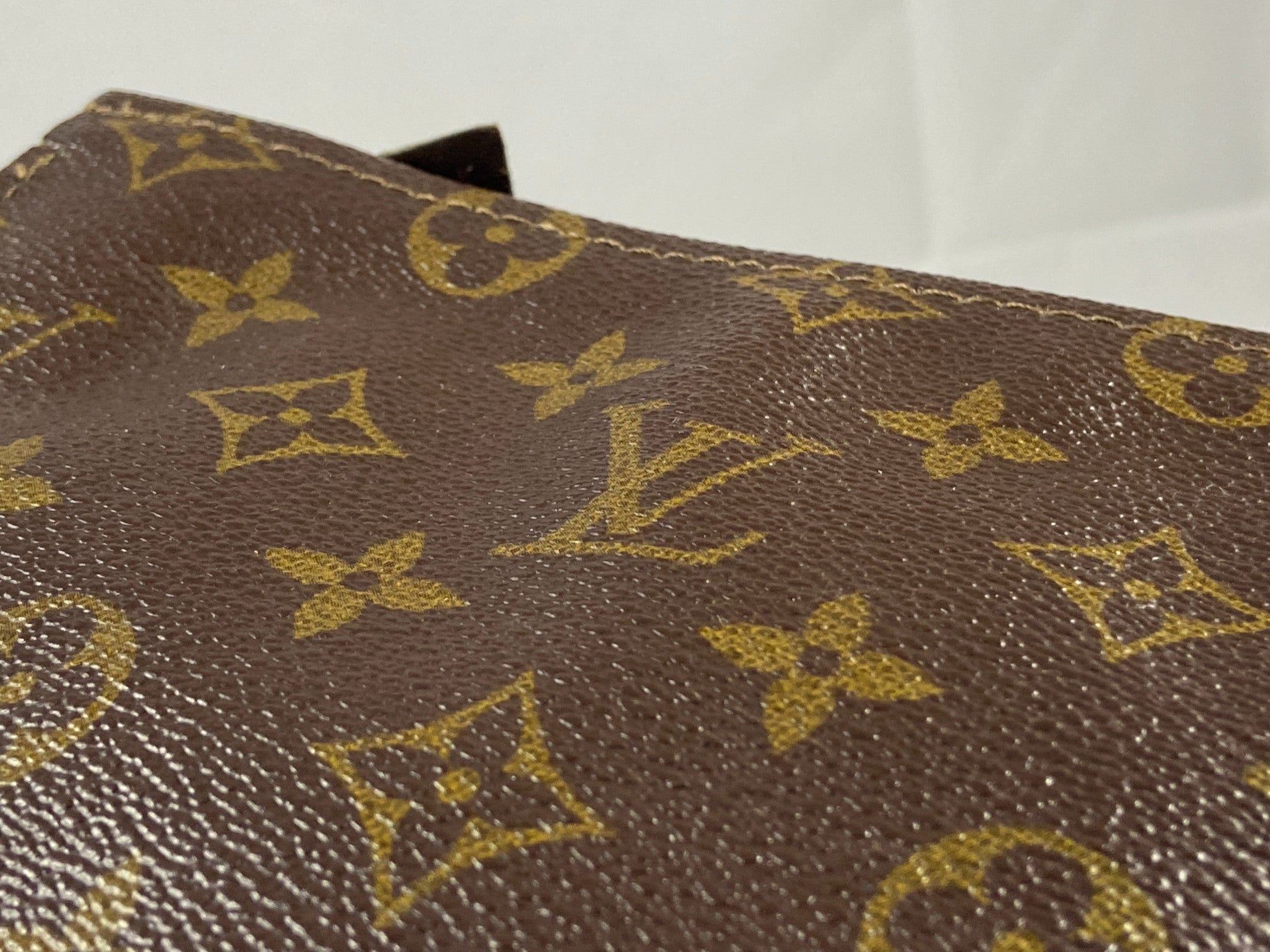 Louis Vuitton Poche Toilette 19 Monogram Canvas