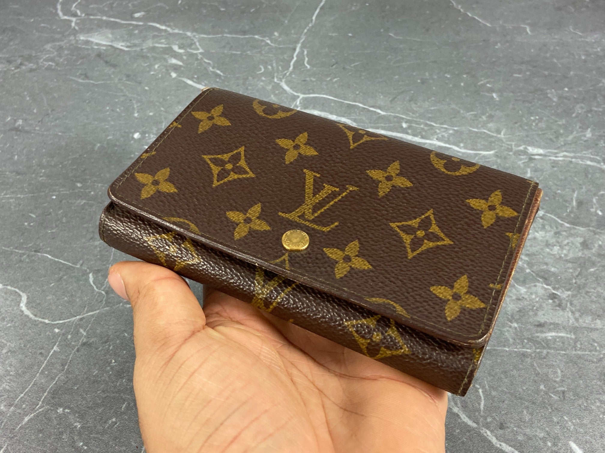 Louis Vuitton Porte-Monnaie Tresor Monogram Canvas