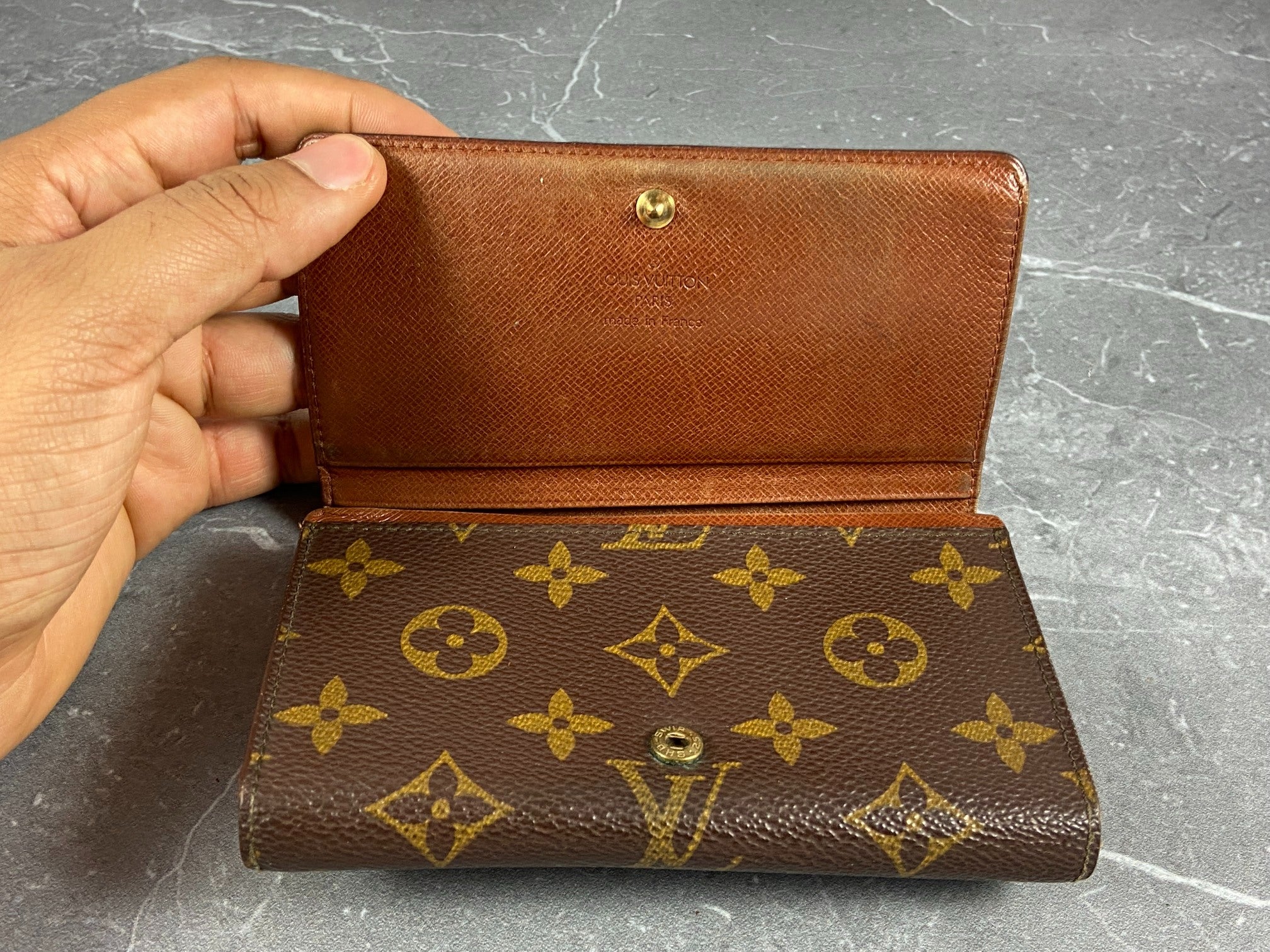 Louis Vuitton Porte-Monnaie Tresor Monogram Canvas