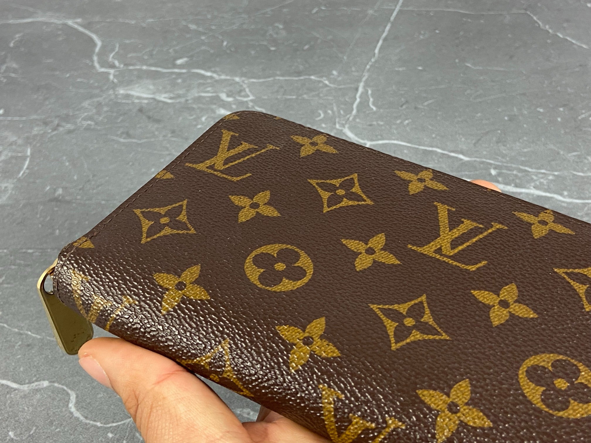 Louis Vuitton Zippy Wallet Monogram Canvas