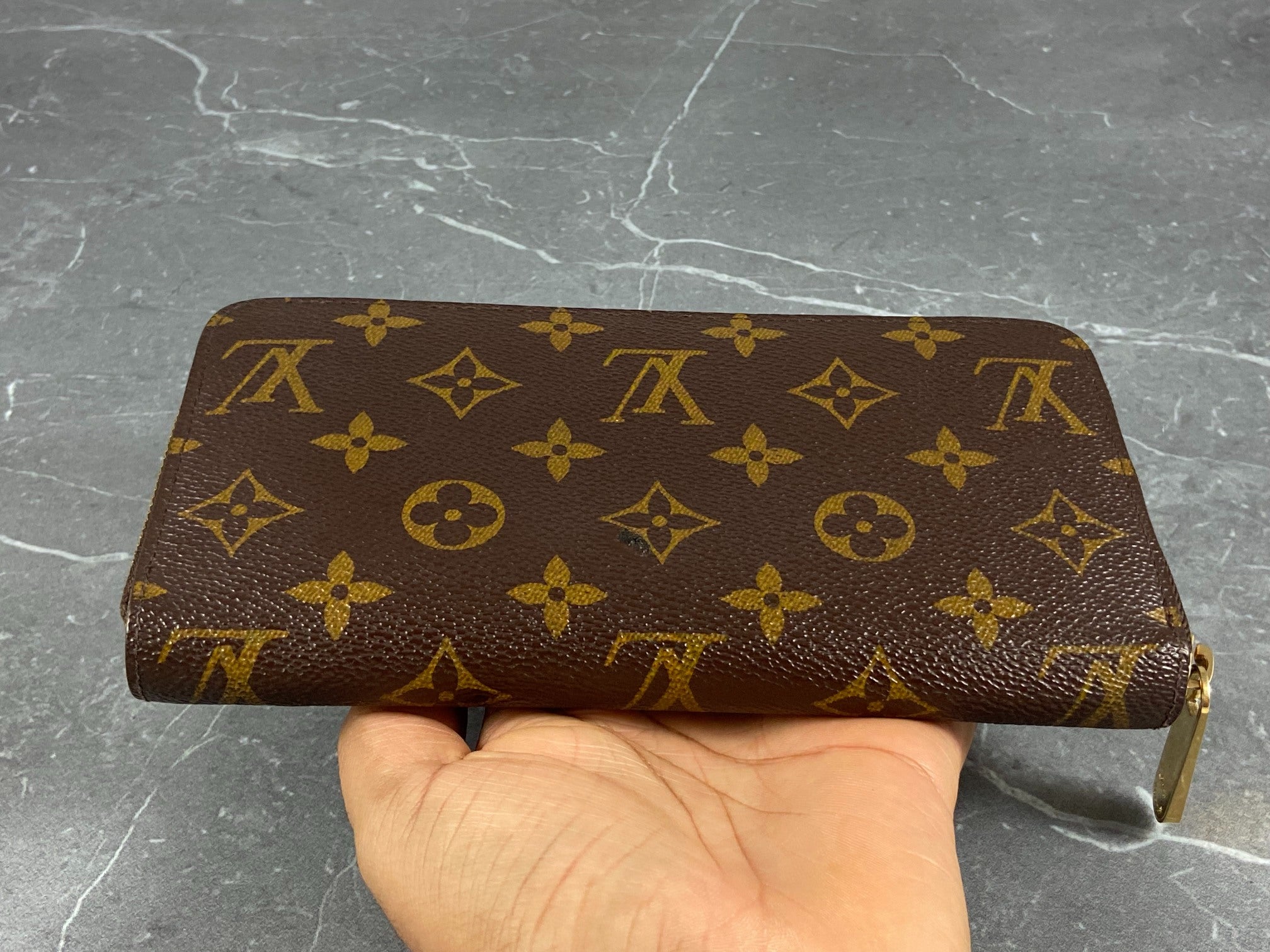 Louis Vuitton Zippy Wallet Monogram Canvas