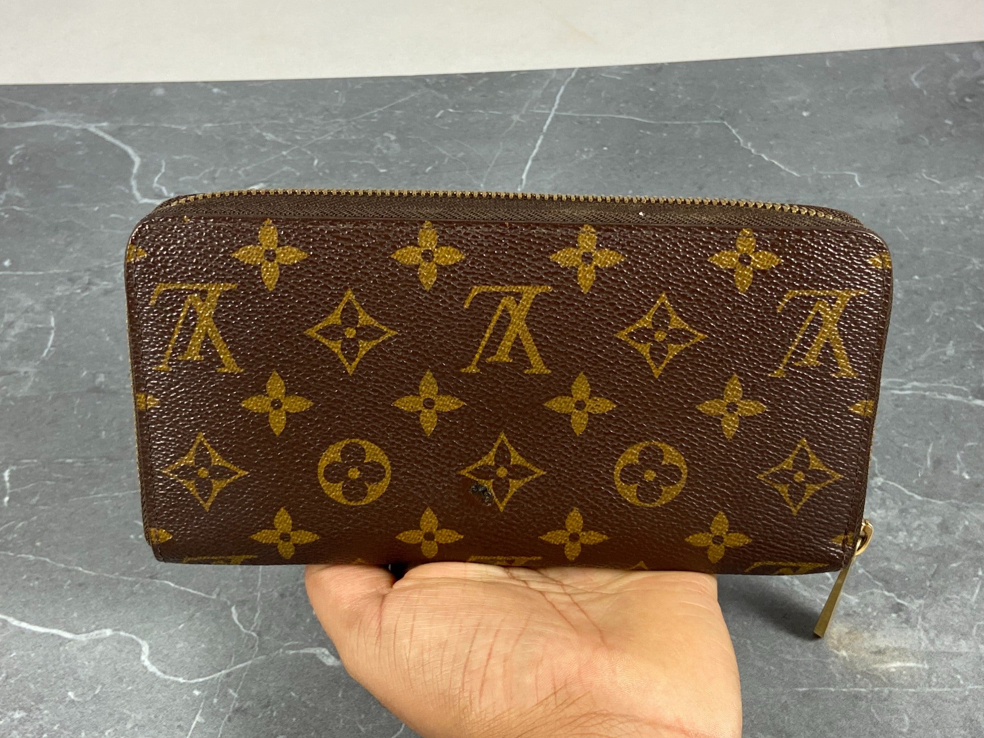 Louis Vuitton Zippy Wallet Monogram Canvas