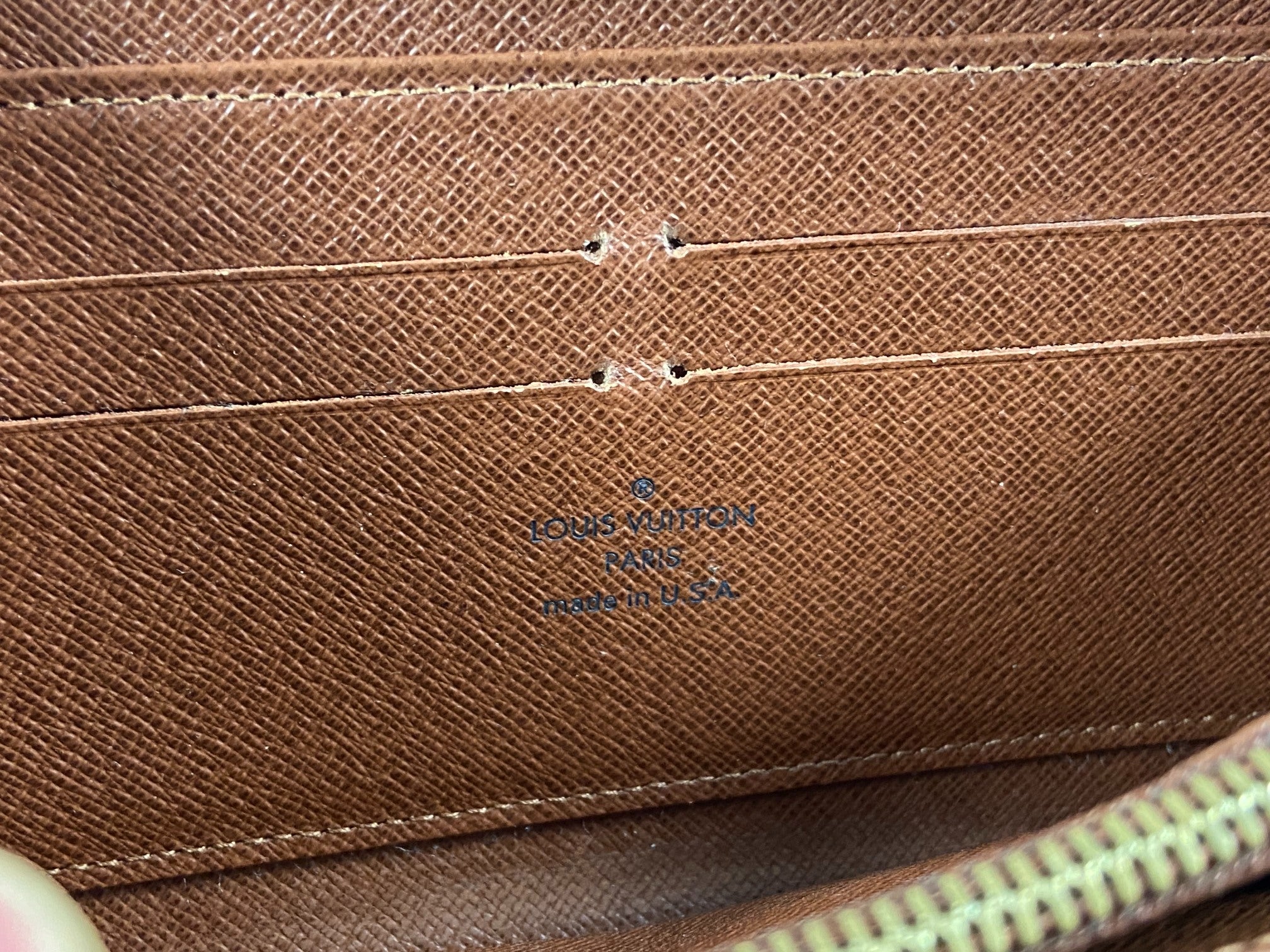 Louis Vuitton Zippy Wallet Monogram Canvas