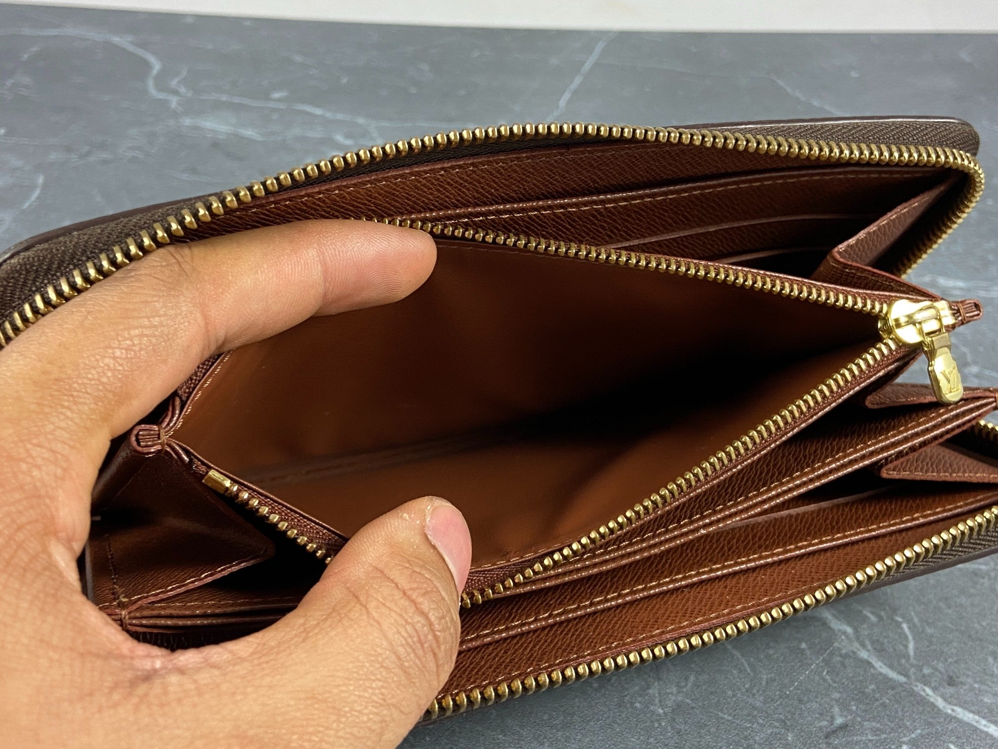 Louis Vuitton Zippy Wallet Monogram Canvas