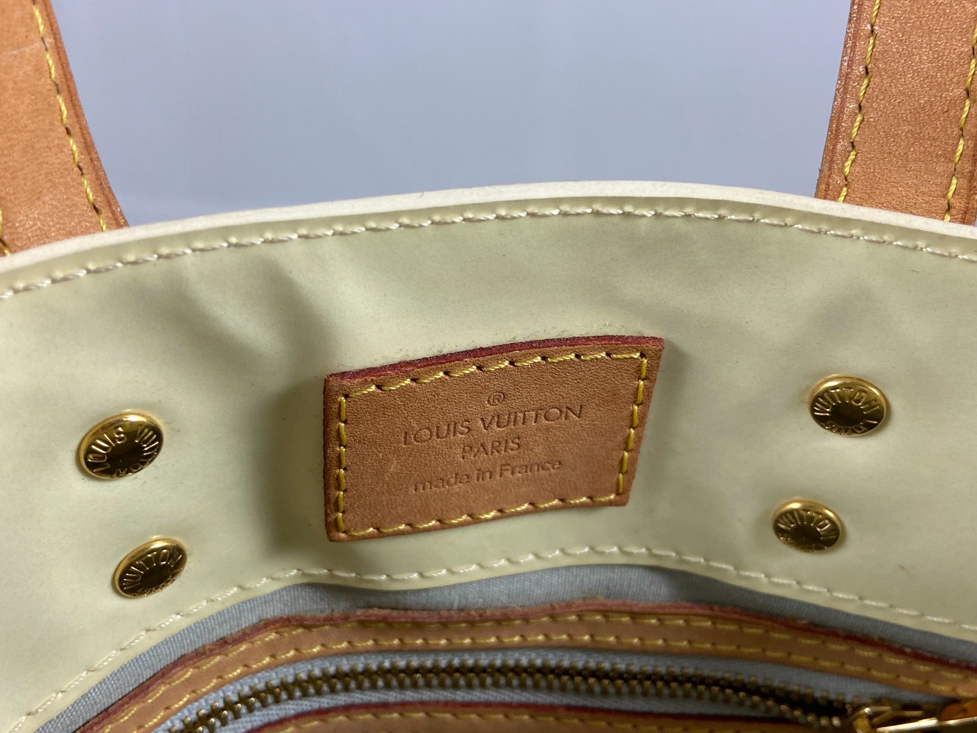 Louis Vuitton Reade PM Beige Vernis Leather