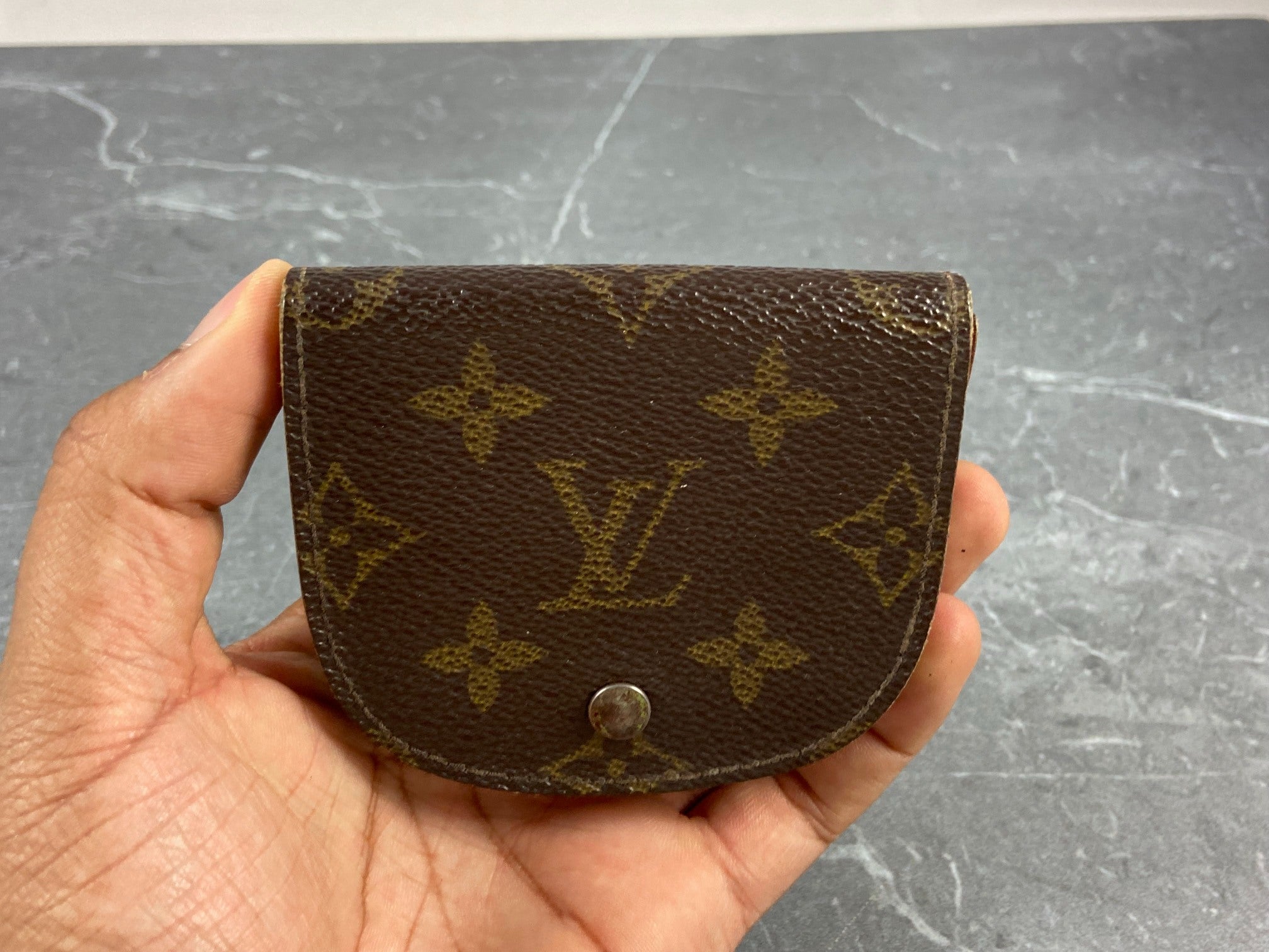 Louis Vuitton Coin Portemonnaie Gousset Monogram Canvas
