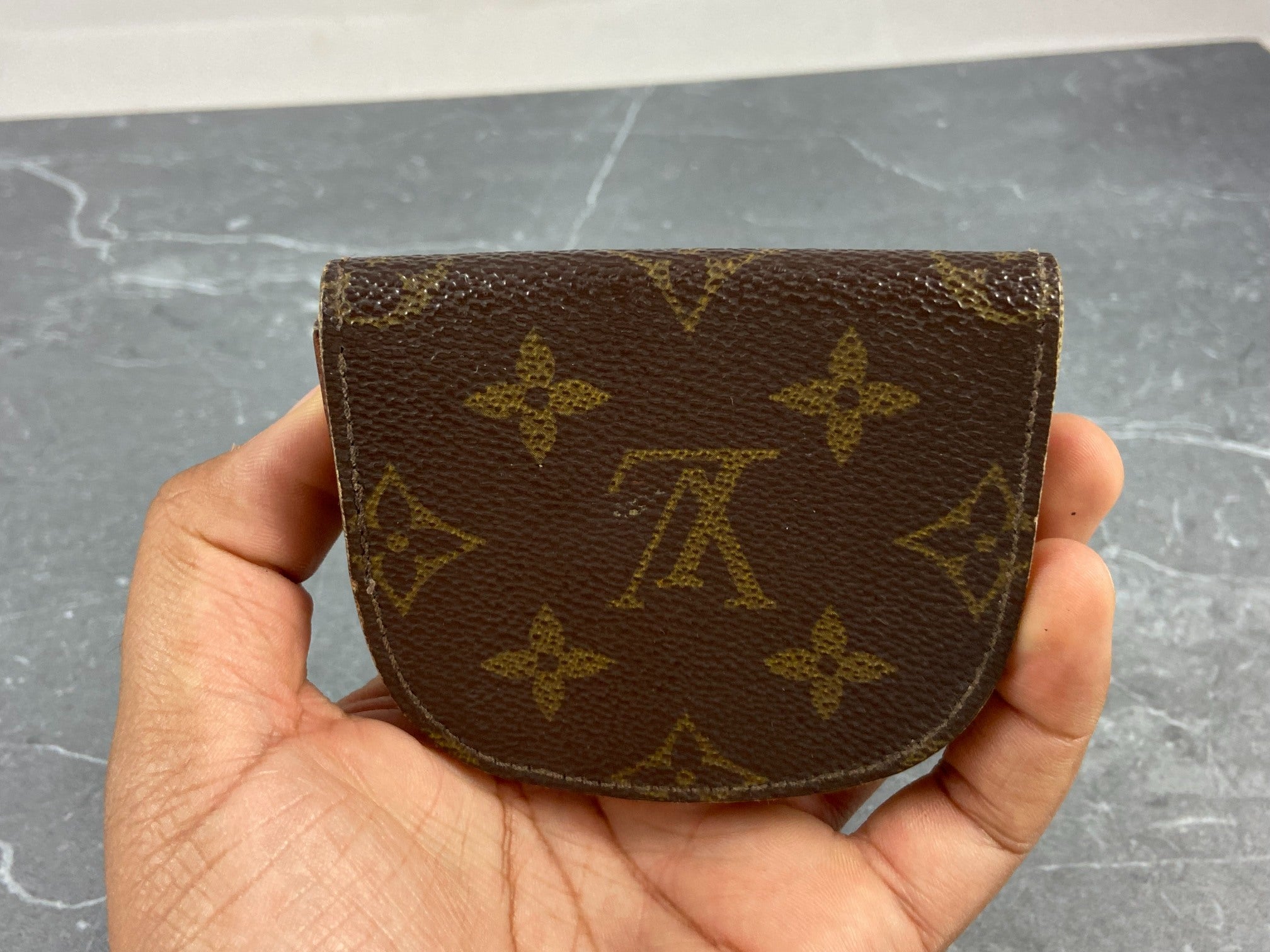 Louis Vuitton Coin Portemonnaie Gousset Monogram Canvas