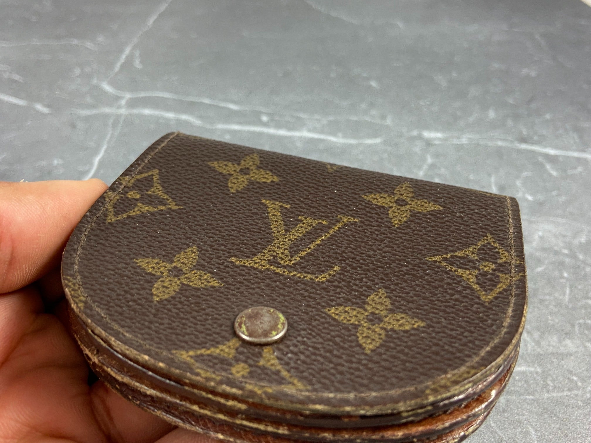 Louis Vuitton Coin Portemonnaie Gousset Monogram Canvas