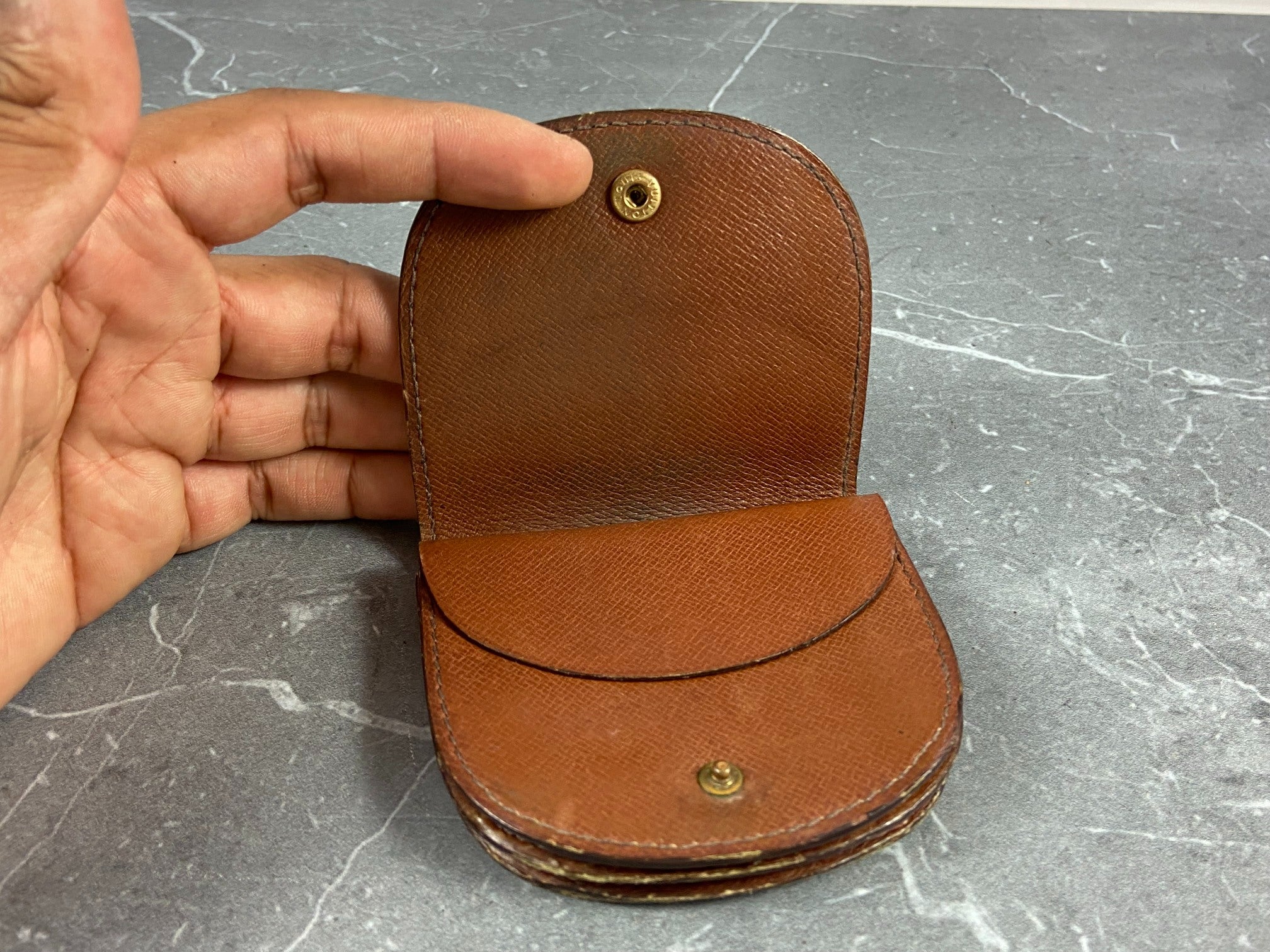 Louis Vuitton Coin Portemonnaie Gousset Monogram Canvas