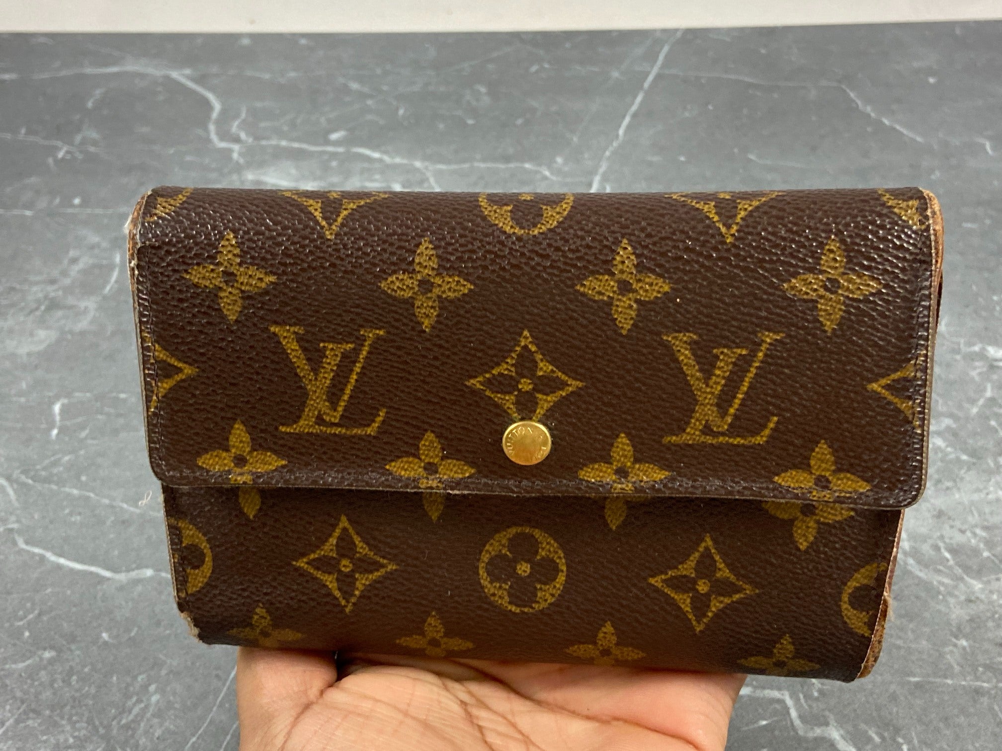 Louis Vuitton Porte Tresor Etui Wallet Monogram Canvas