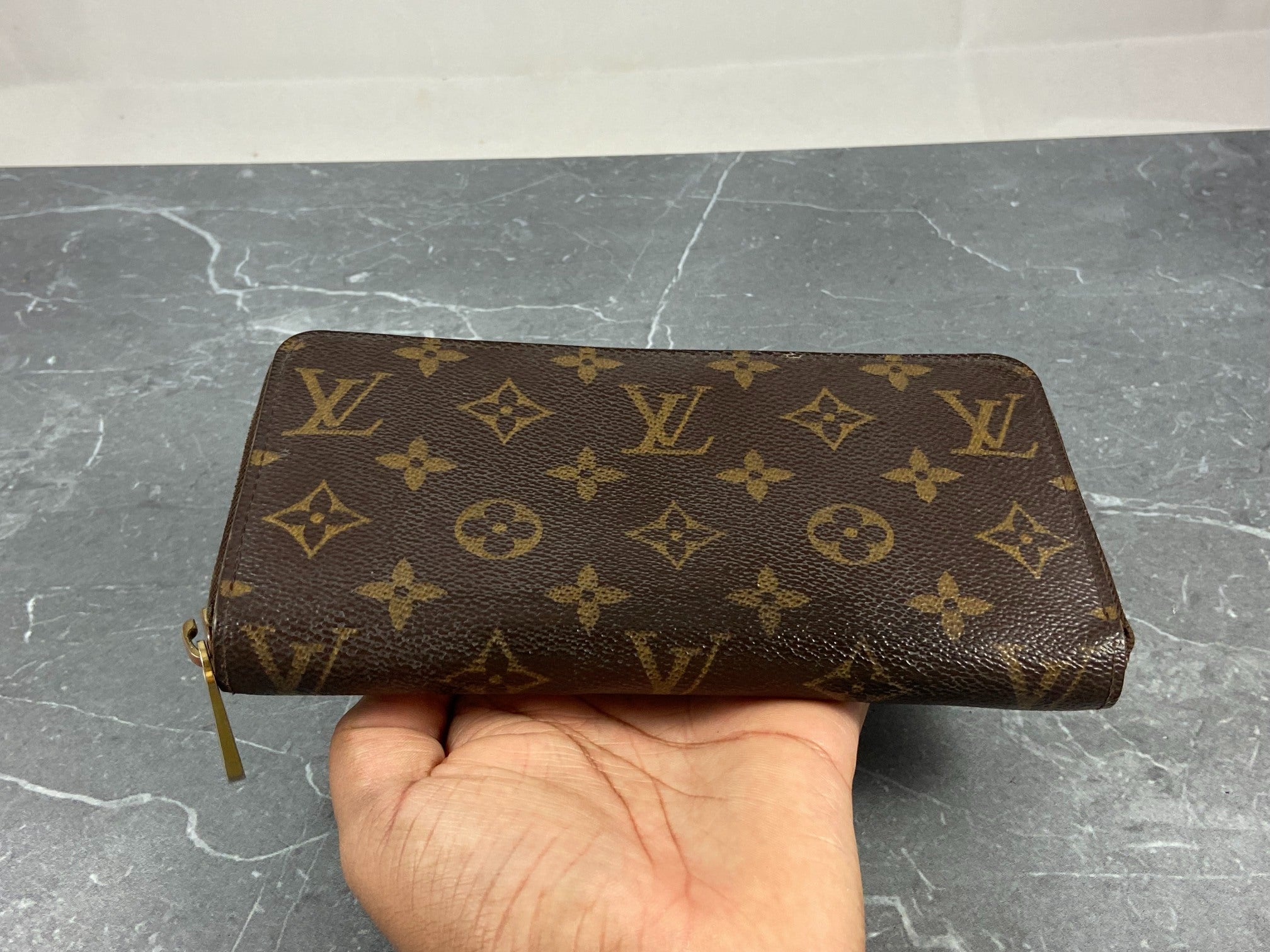 Louis Vuitton Zippy Wallet Monogram Canvas